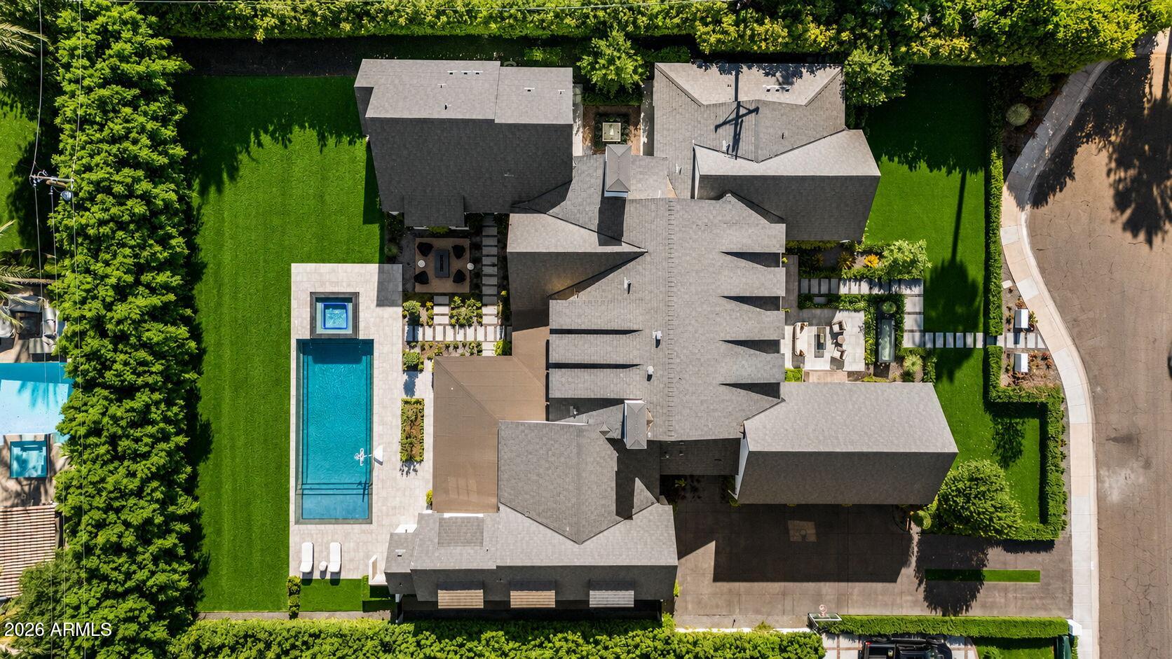 5843 E CALLE DEL SUD --
