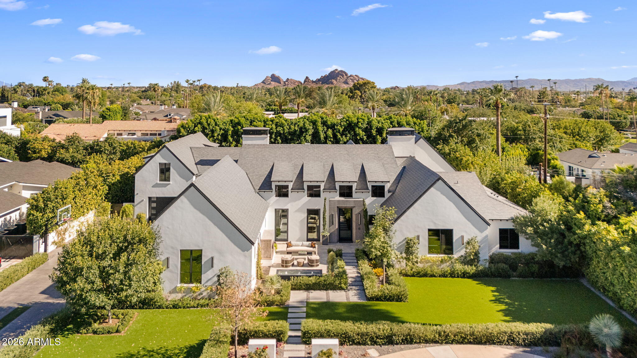 5843 E CALLE DEL SUD --