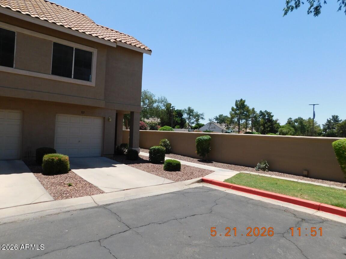 1633 E LAKESIDE Drive 122