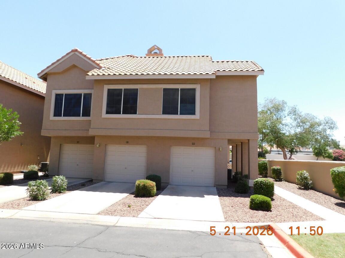 1633 E LAKESIDE Drive 122
