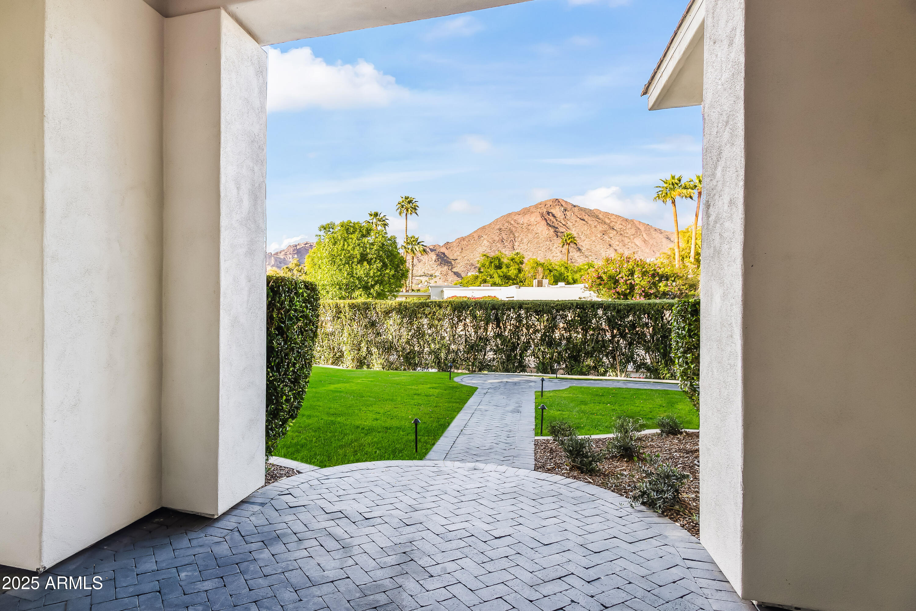 4901 E LAFAYETTE Boulevard