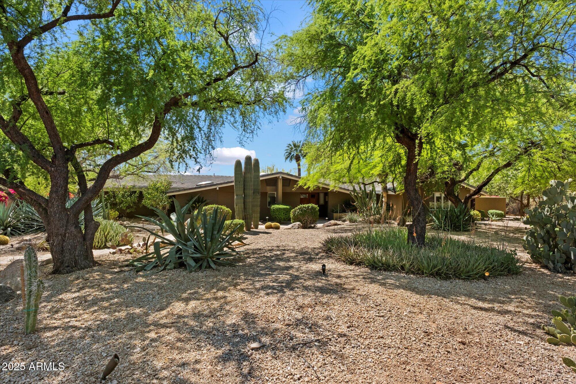 4531 E QUARTZ MOUNTAIN Road