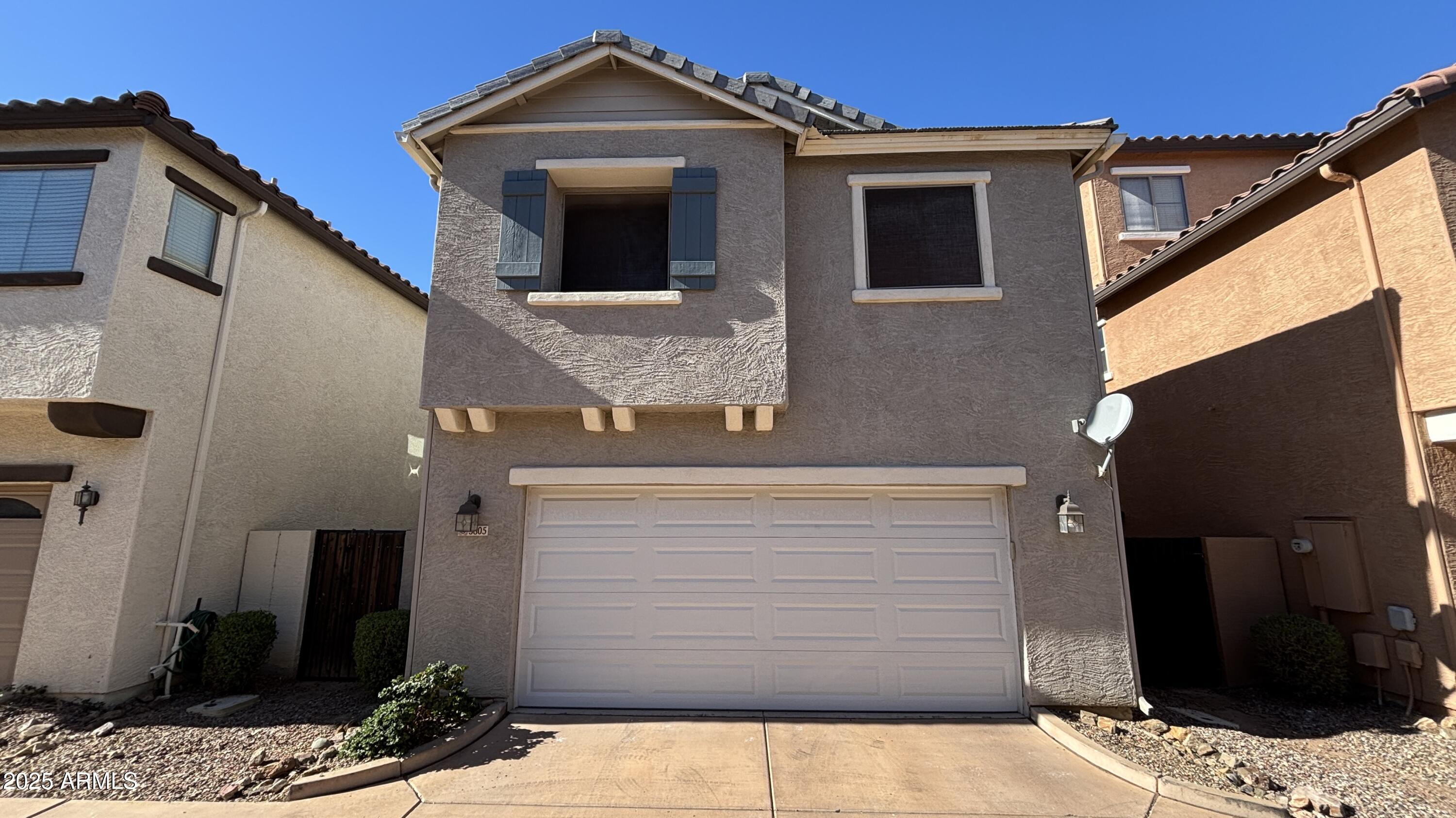 3805 E SANTA FE Lane