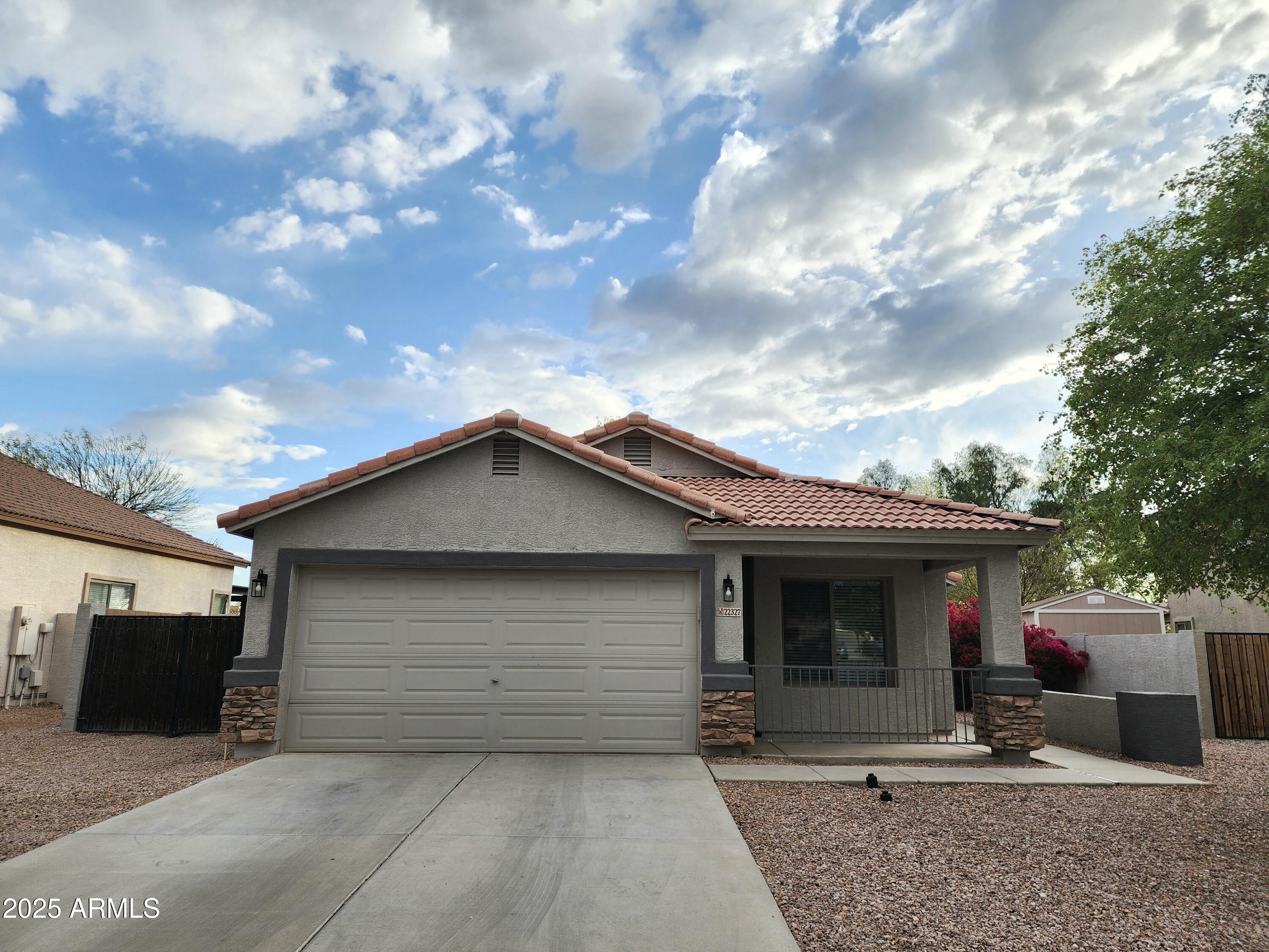 22327 E VIA DEL RANCHO --
