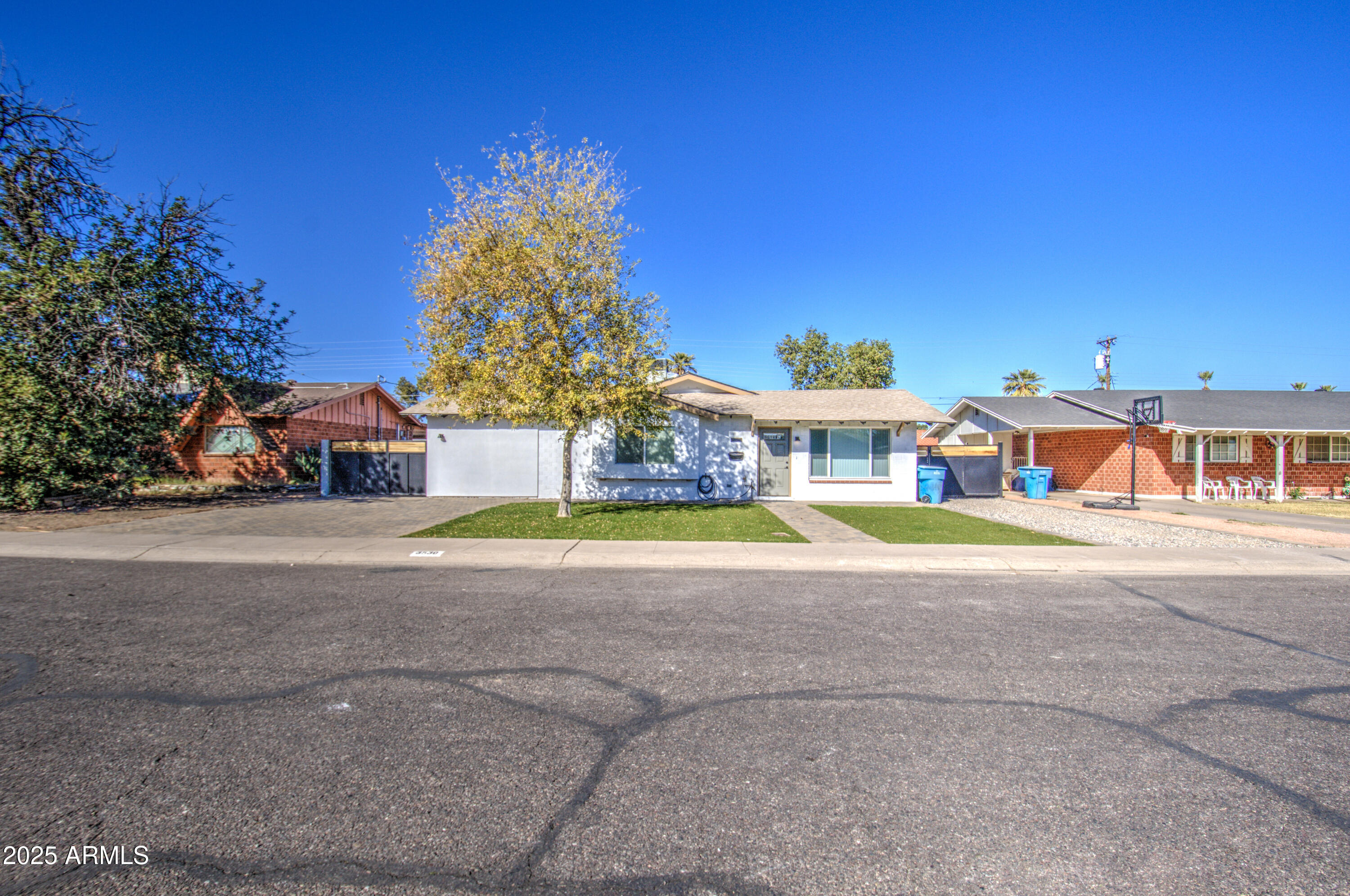 3530 W MARLETTE Avenue