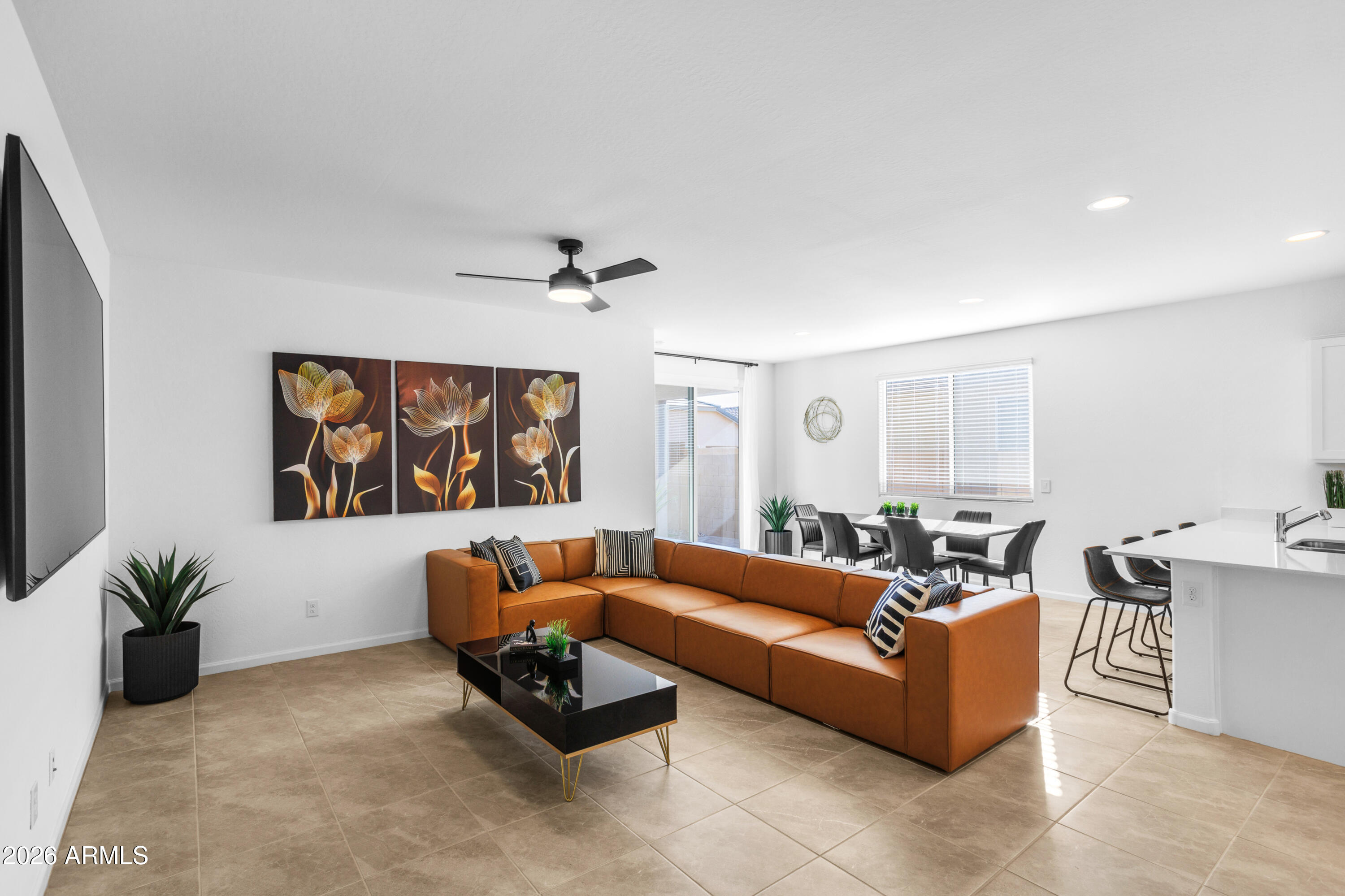 15557 W KENDALL Street