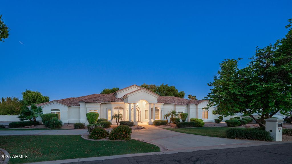 Photo of 9315 S Rita Lane, Tempe, AZ 85284 (MLS # 6927243)