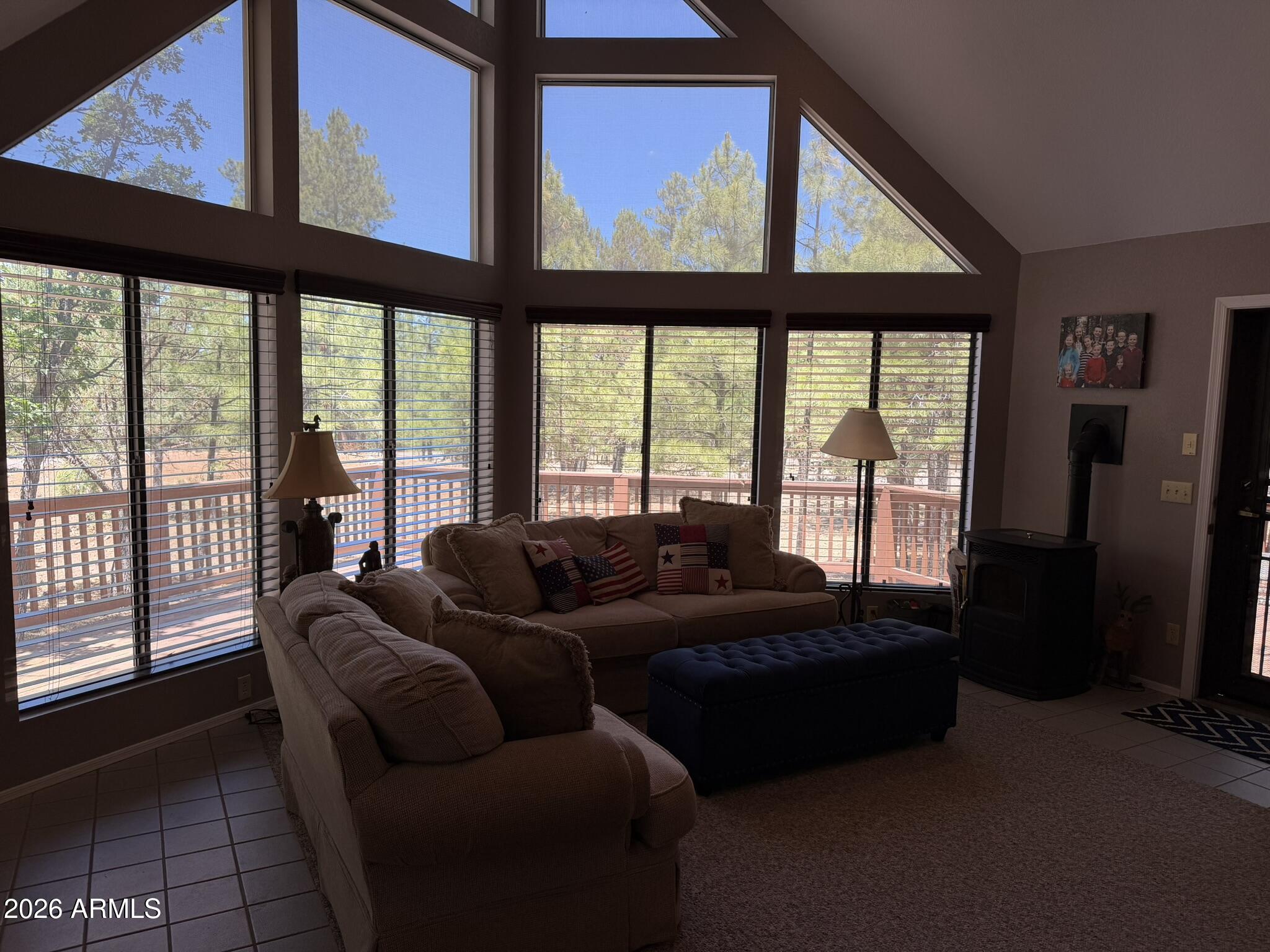 2421 SIOUX Lane