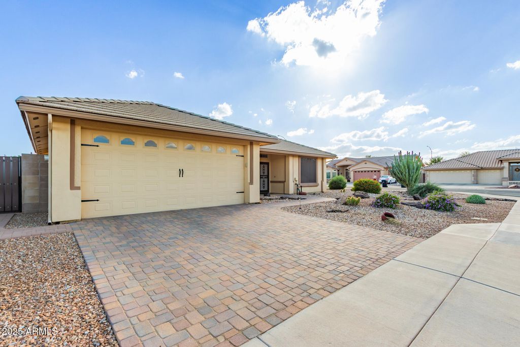 Photo of 10825 E Oro Avenue, Mesa, AZ 85212 (MLS # 6934814)