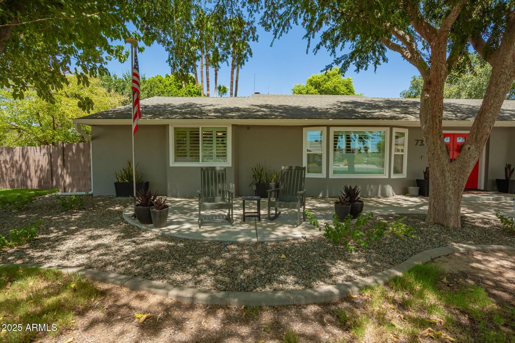 Photo of 732 E Redfield Road, Gilbert, AZ 85234 (MLS # 6914192)