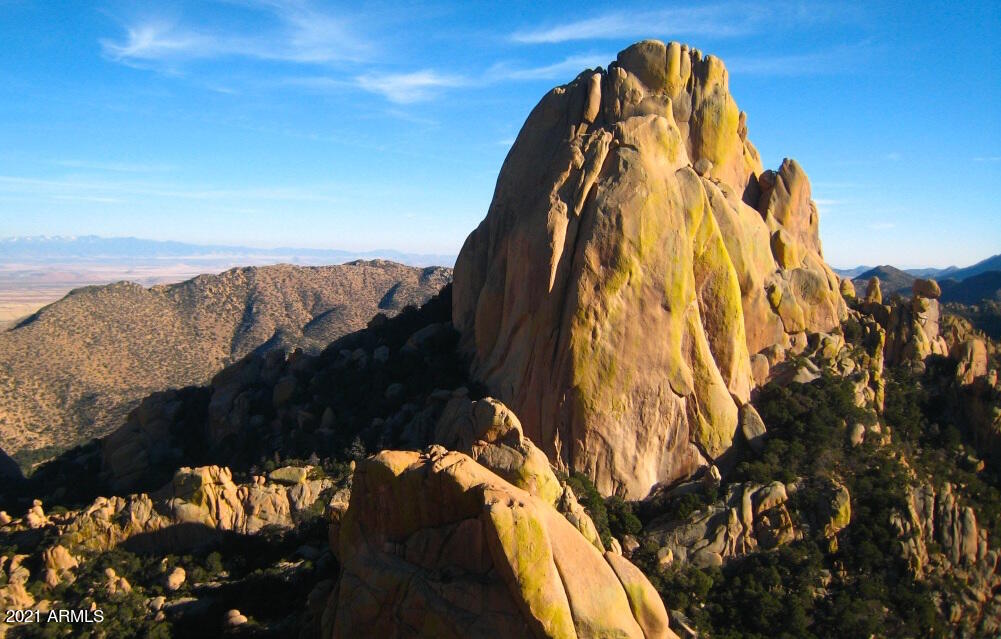 DRAGOON MOUNTAIN RANCH UNIT 1 - Land