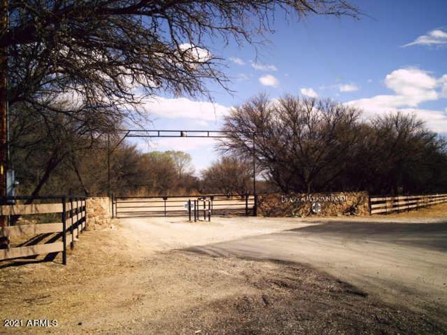 CORNER LOT * BIG 2 ROAD FRONTAGE S LOT 95 BOASTING 38.38 ACRES ^*  SERENE CUL-DE-SAC ON TORTOISE RD *  FIBER OPTICS AT ROADS * CLOSE TO COMMUNITY WELL & HELIPORT * SPECTACULAR MOUNTAIN VIEWS * THE RANCH OWNERS HAVE PRIVATE GATED ACCESS TO THE AWESOME 52,000 ACRE CORONADO NAT'L FOREST W/MILES OF HIKING & EQUESTRIAN TRAILS TO EXPLORE * EXPLORE THE ''HISTORIC'' COCHISE STRONGHOLD AND TREATY HILL * EASY TO WALK SO BRING YOUR BOOTS & HORSE AND SADDLE UP! **YOU WILL LOVE THE SERENITY** THE BEST KEPT SECRET IN TUCSON ***** MINUTES TO BENSON AIRPORT & GOLF COURSE ! *** LOW TAXES *** NO CITY TAX !