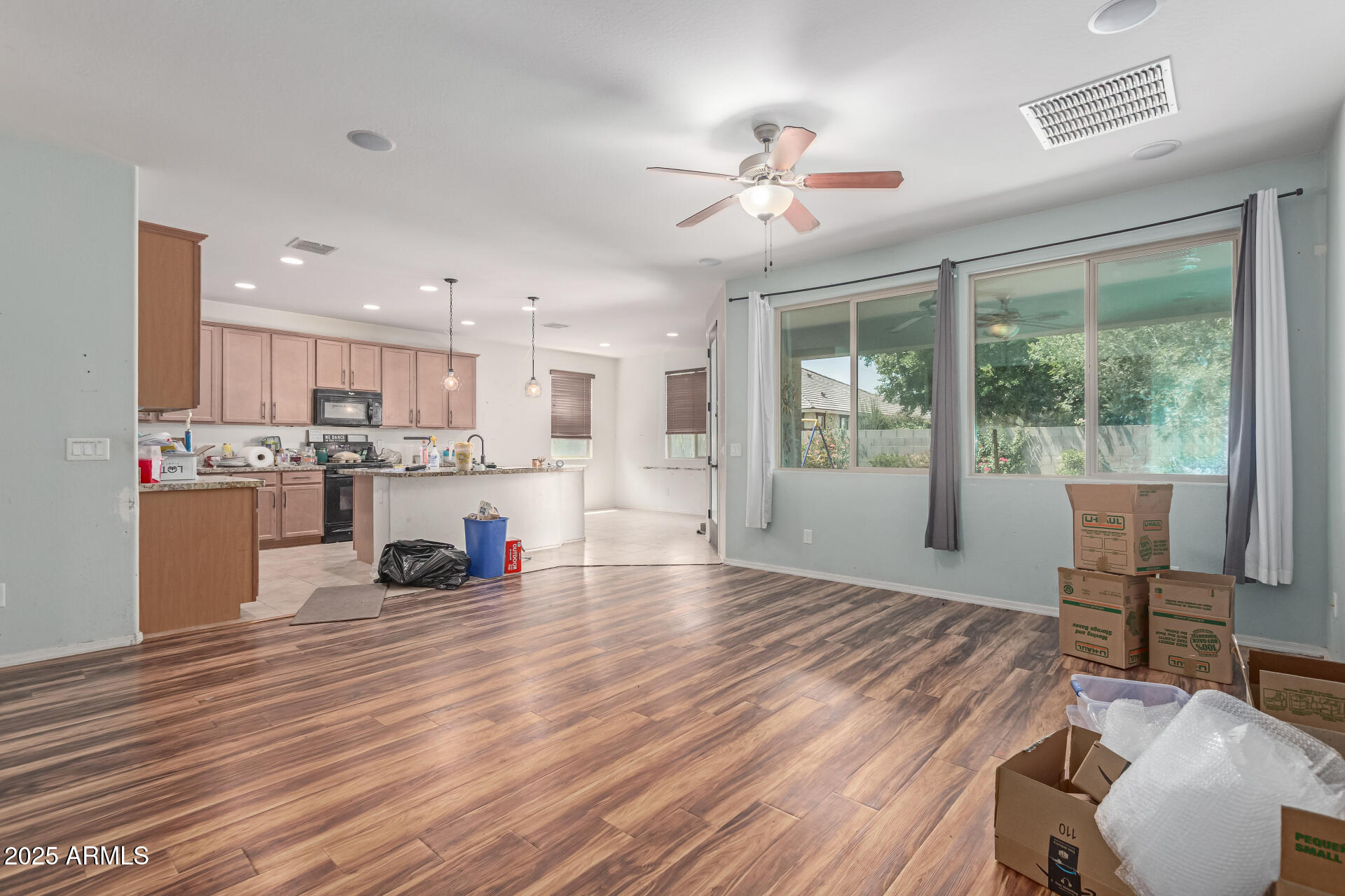 18328 W SAGUARO Lane