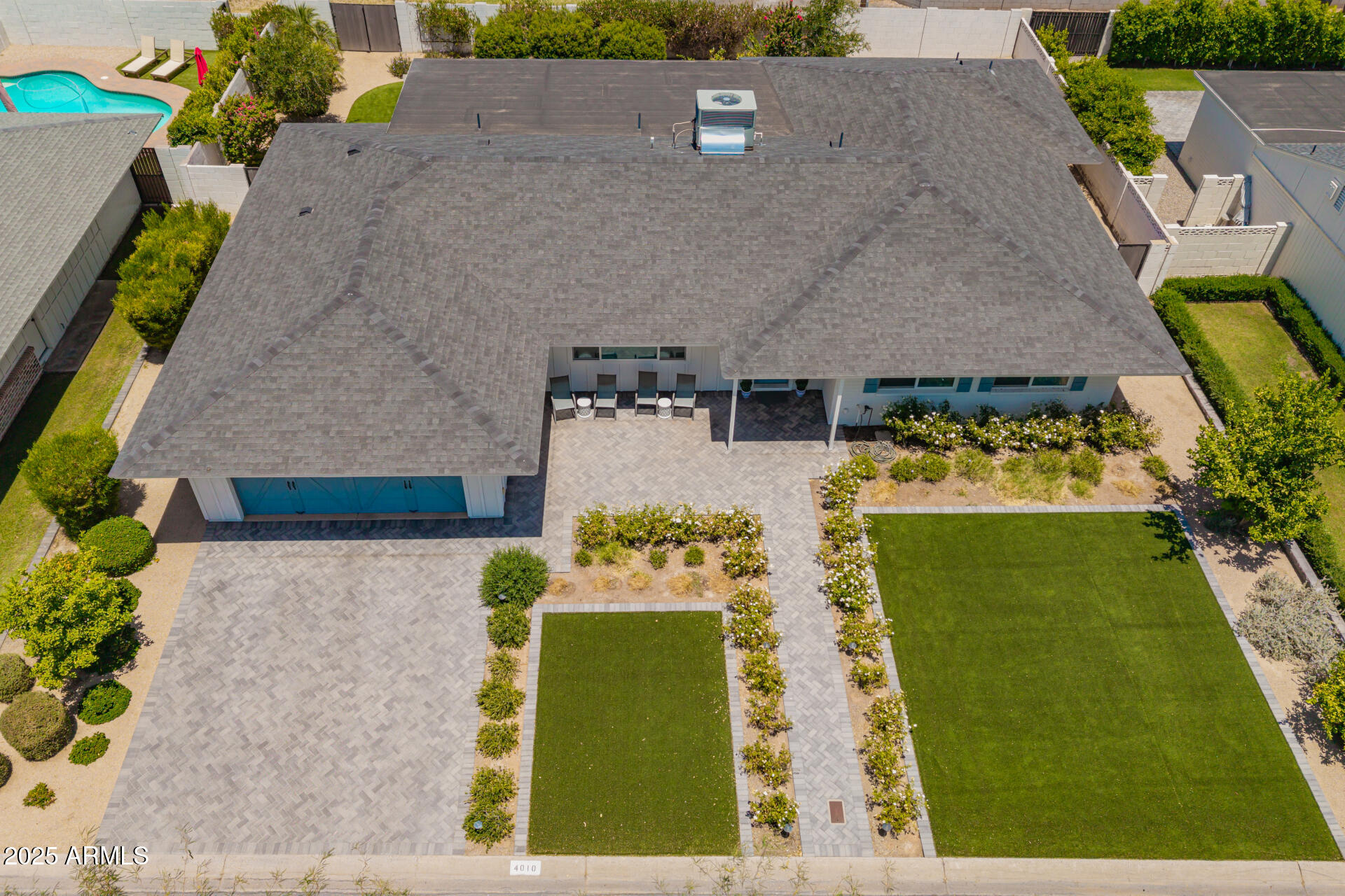 4010 E COOLIDGE Street