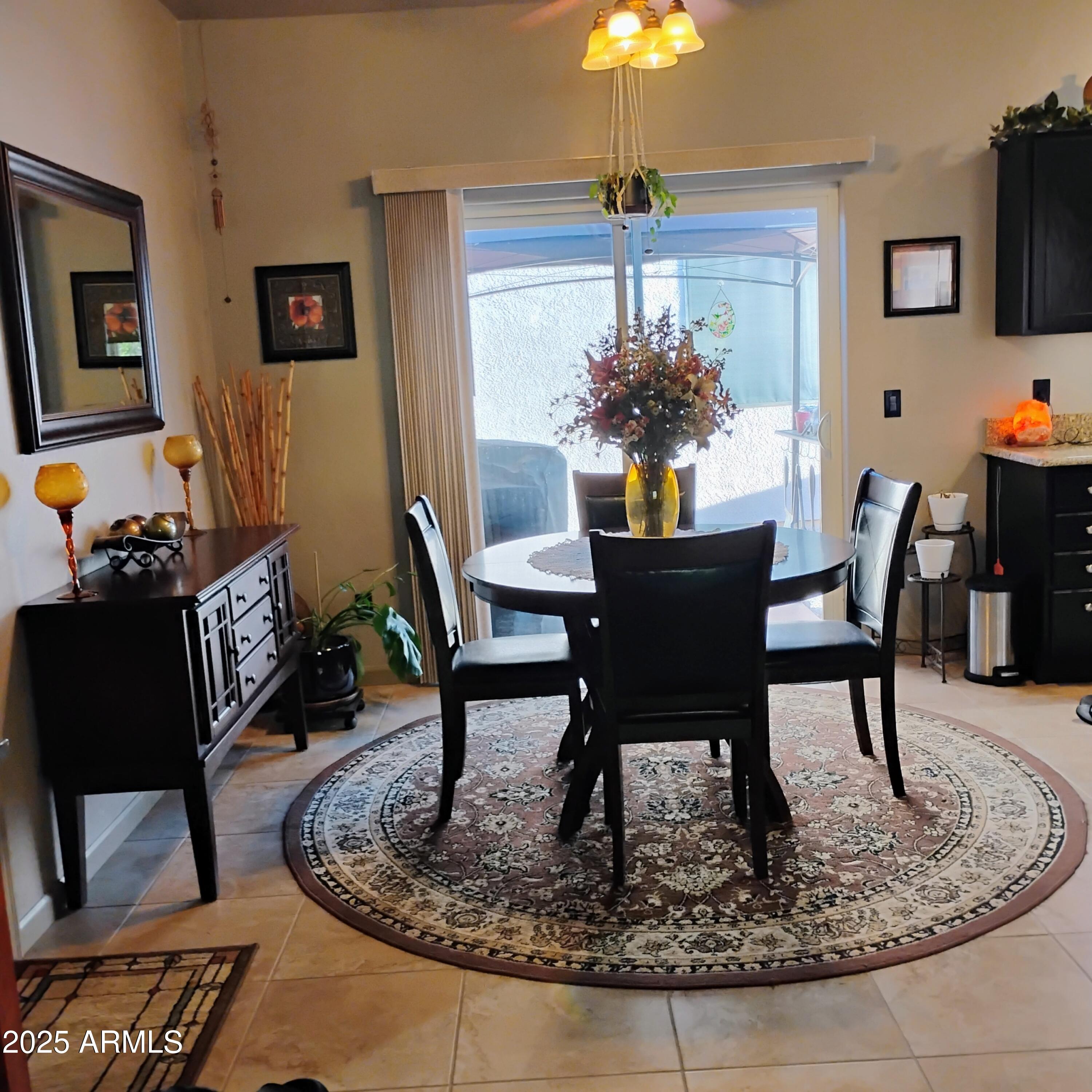369 S TAYLORS Trail