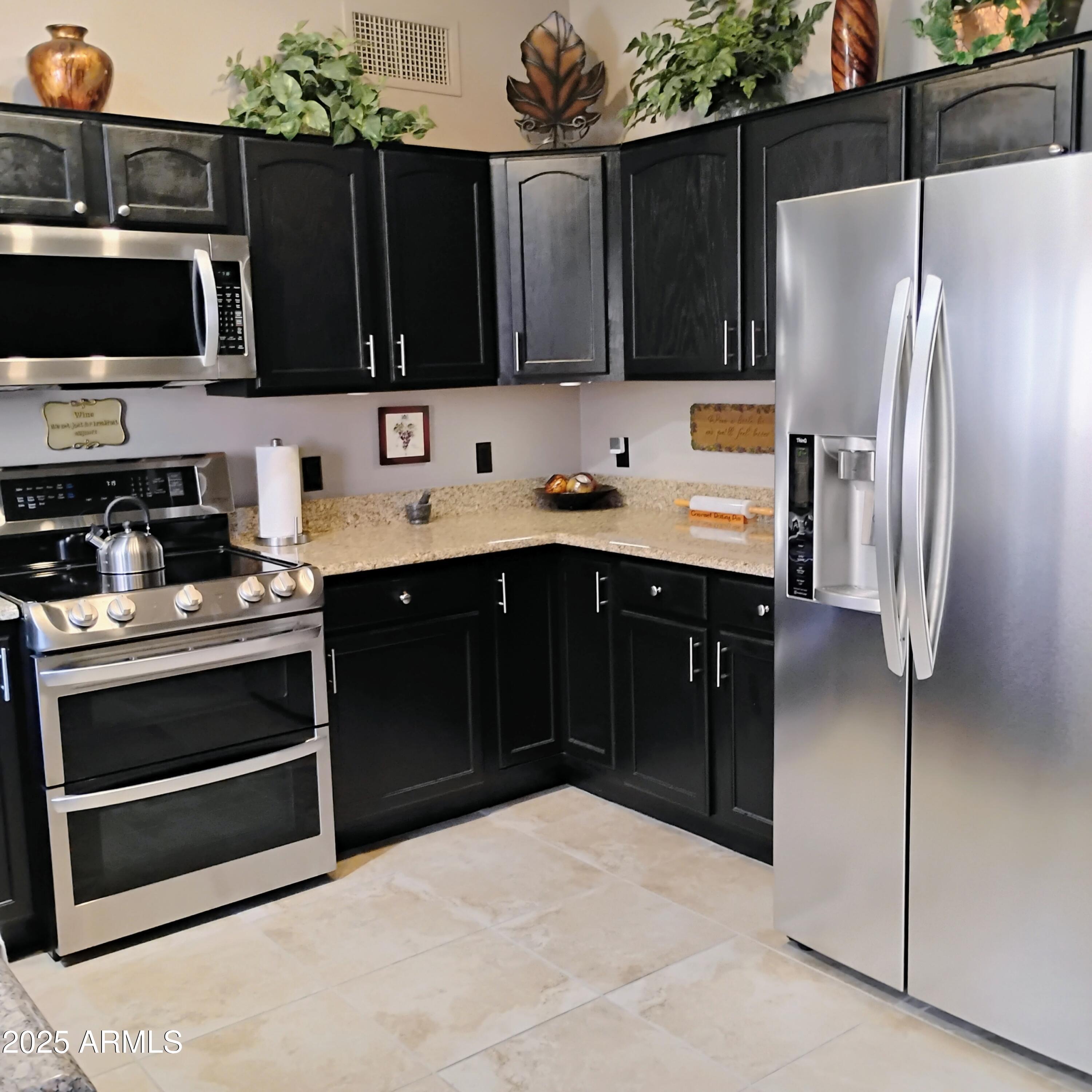 369 S TAYLORS Trail