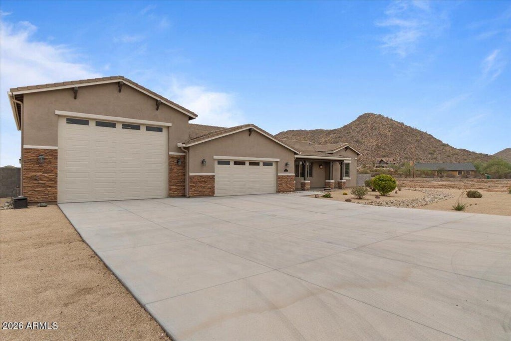 Photo of 1980 W Lincoln Court, San Tan Valley, AZ 85144 (MLS # 7063445)