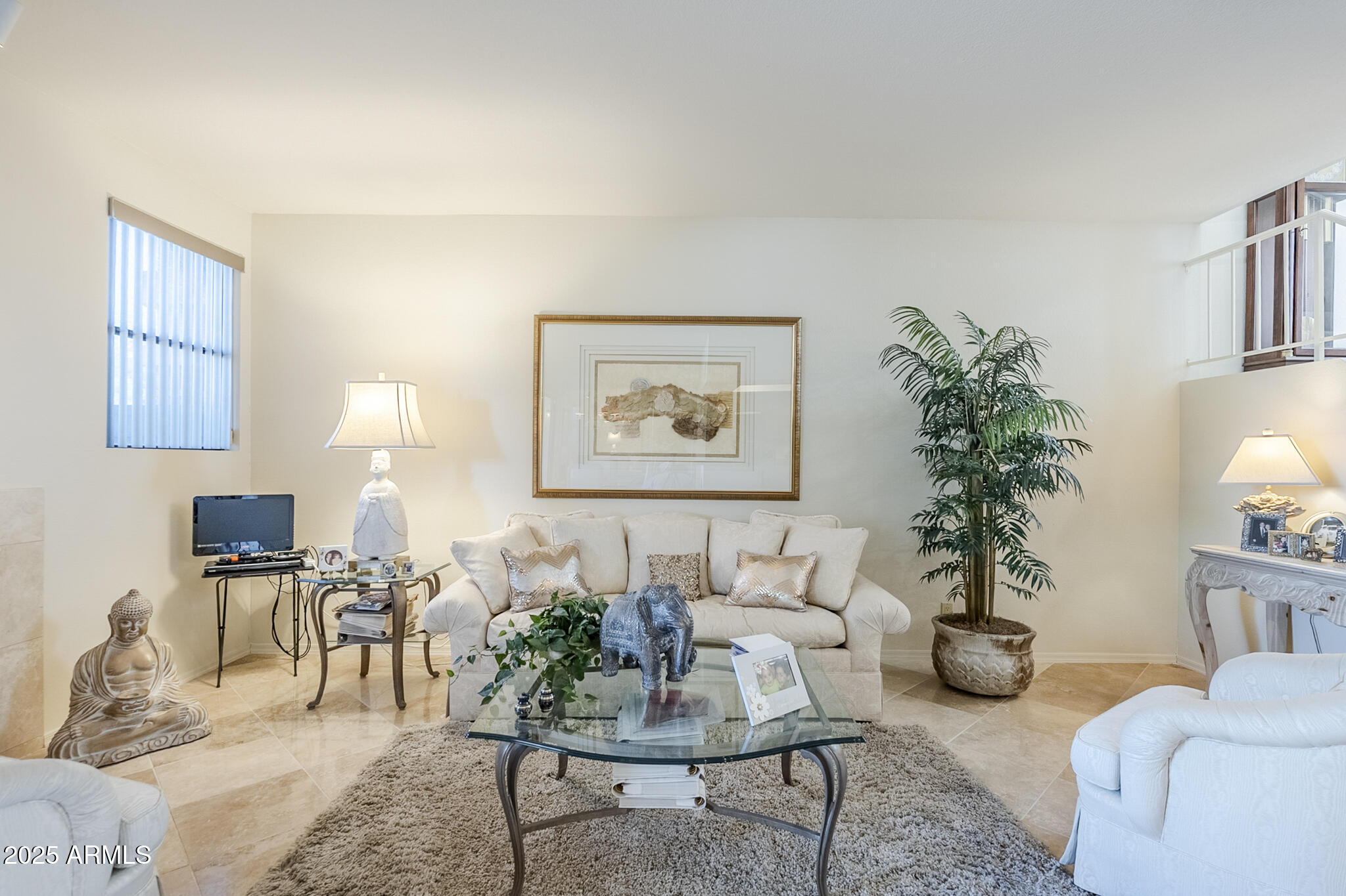 9705 E MOUNTAIN VIEW Road 1096