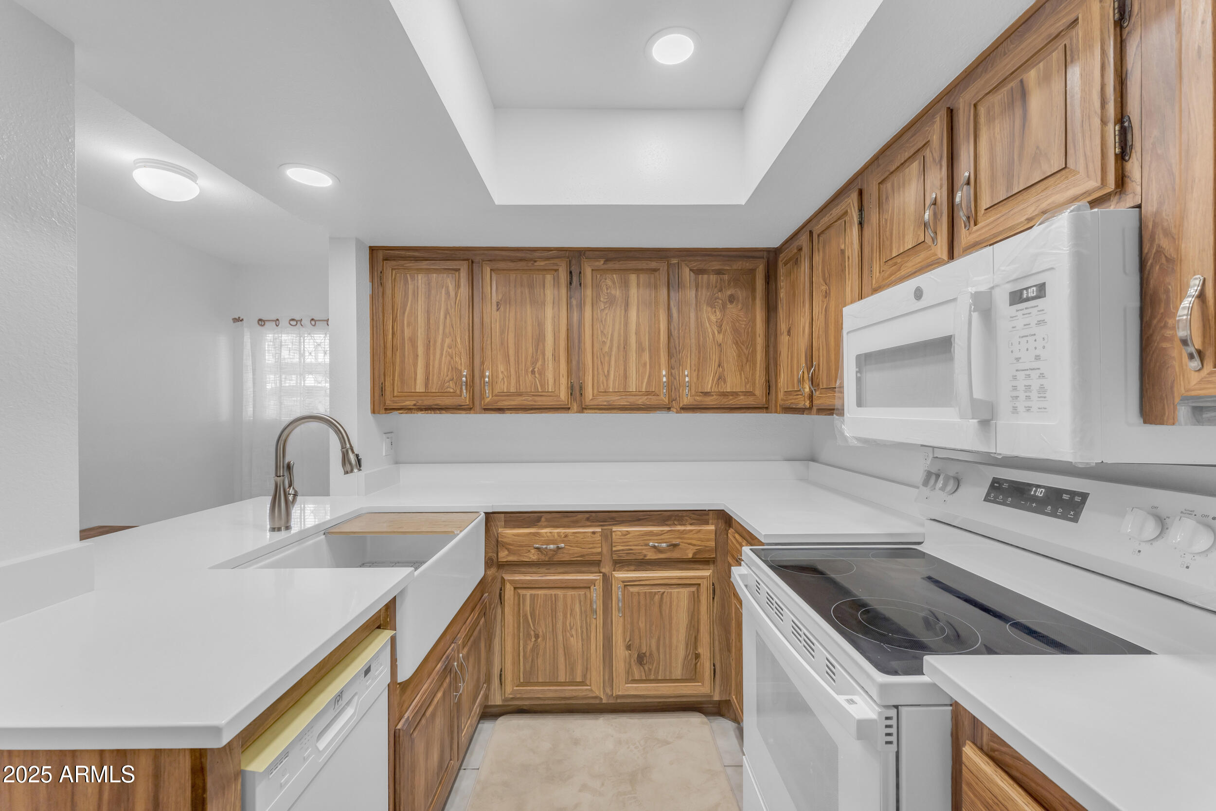 461 W HOLMES Avenue 180