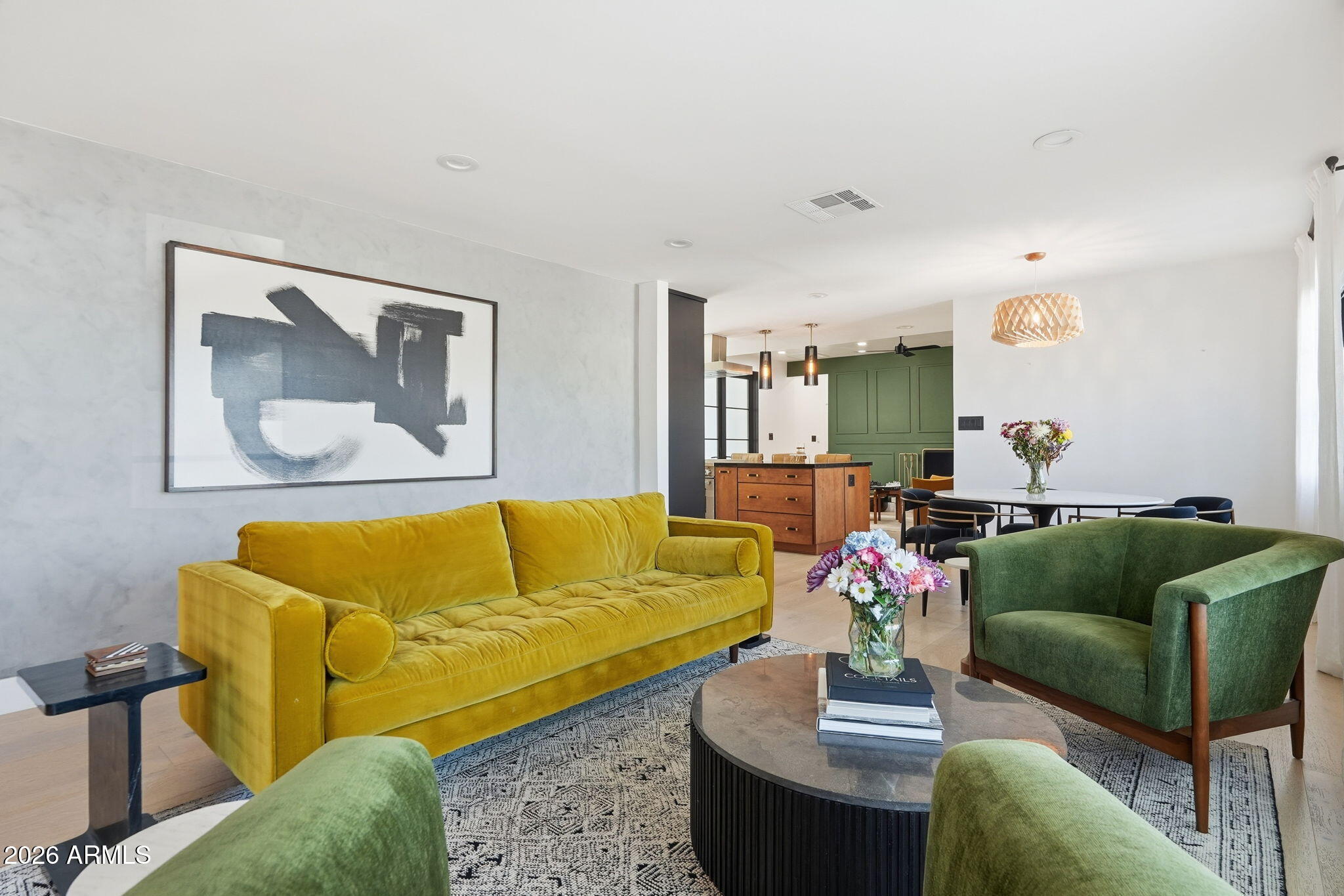 3901 E WELDON Avenue