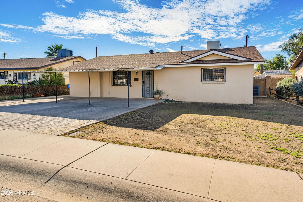 Photo of 3713 W Las Palmaritas Drive, Phoenix, AZ 85051 (MLS # 6973882)