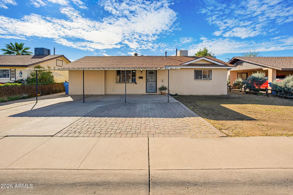 Photo of 3713 W Las Palmaritas Drive, Phoenix, AZ 85051 (MLS # 6973882)