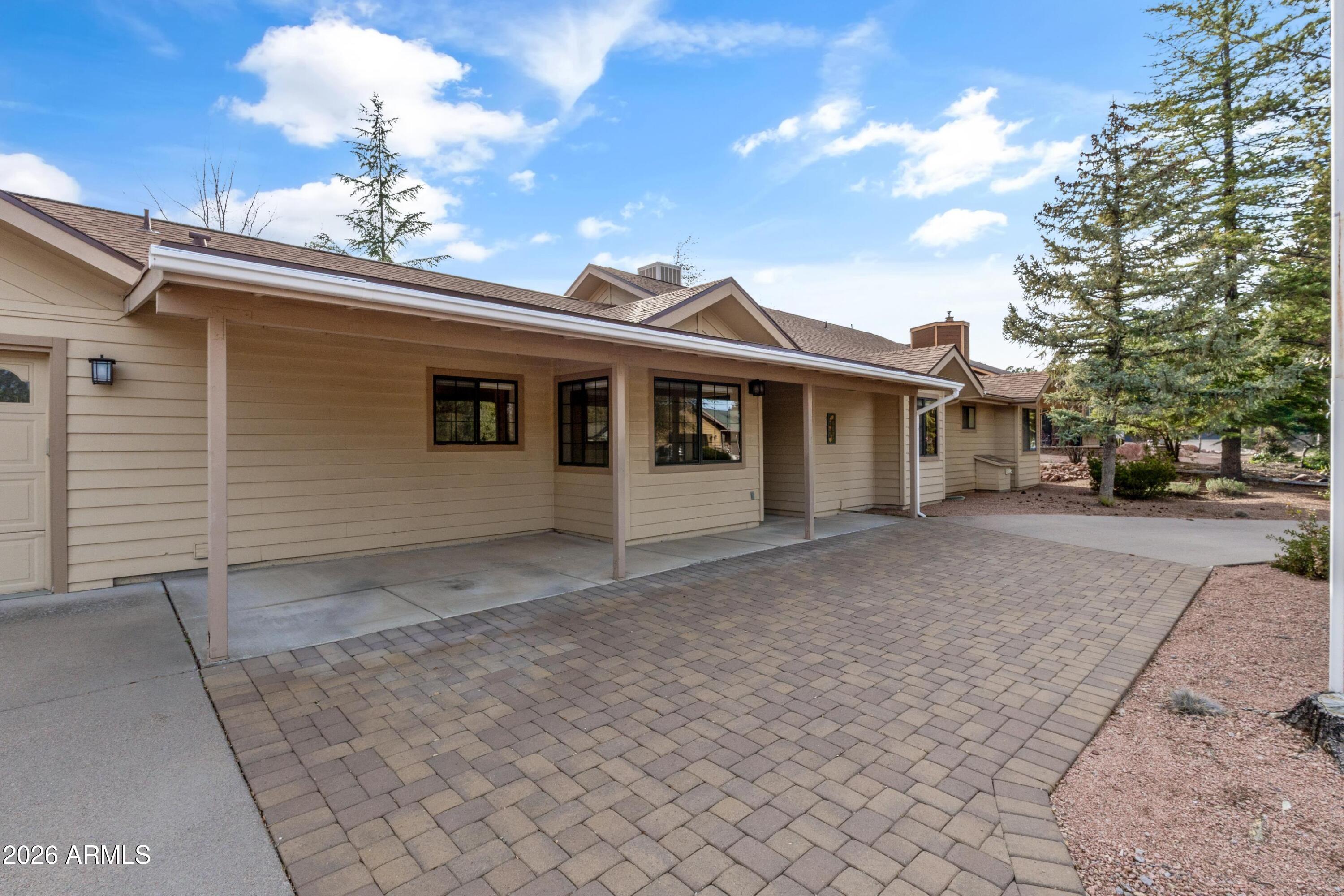 GOLDEN FRONTIER UNIT 2 - Residential
