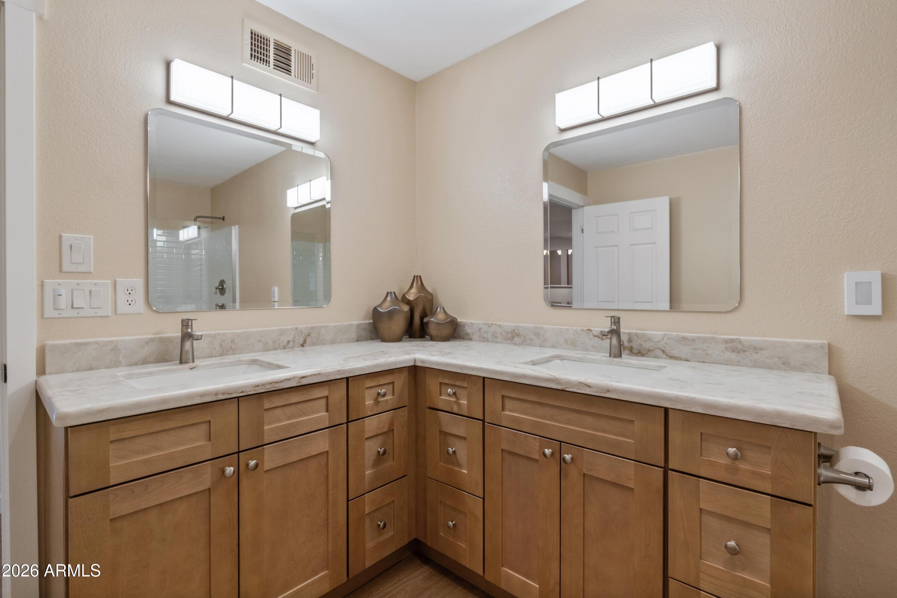 GOLDEN FRONTIER UNIT 2 - Residential