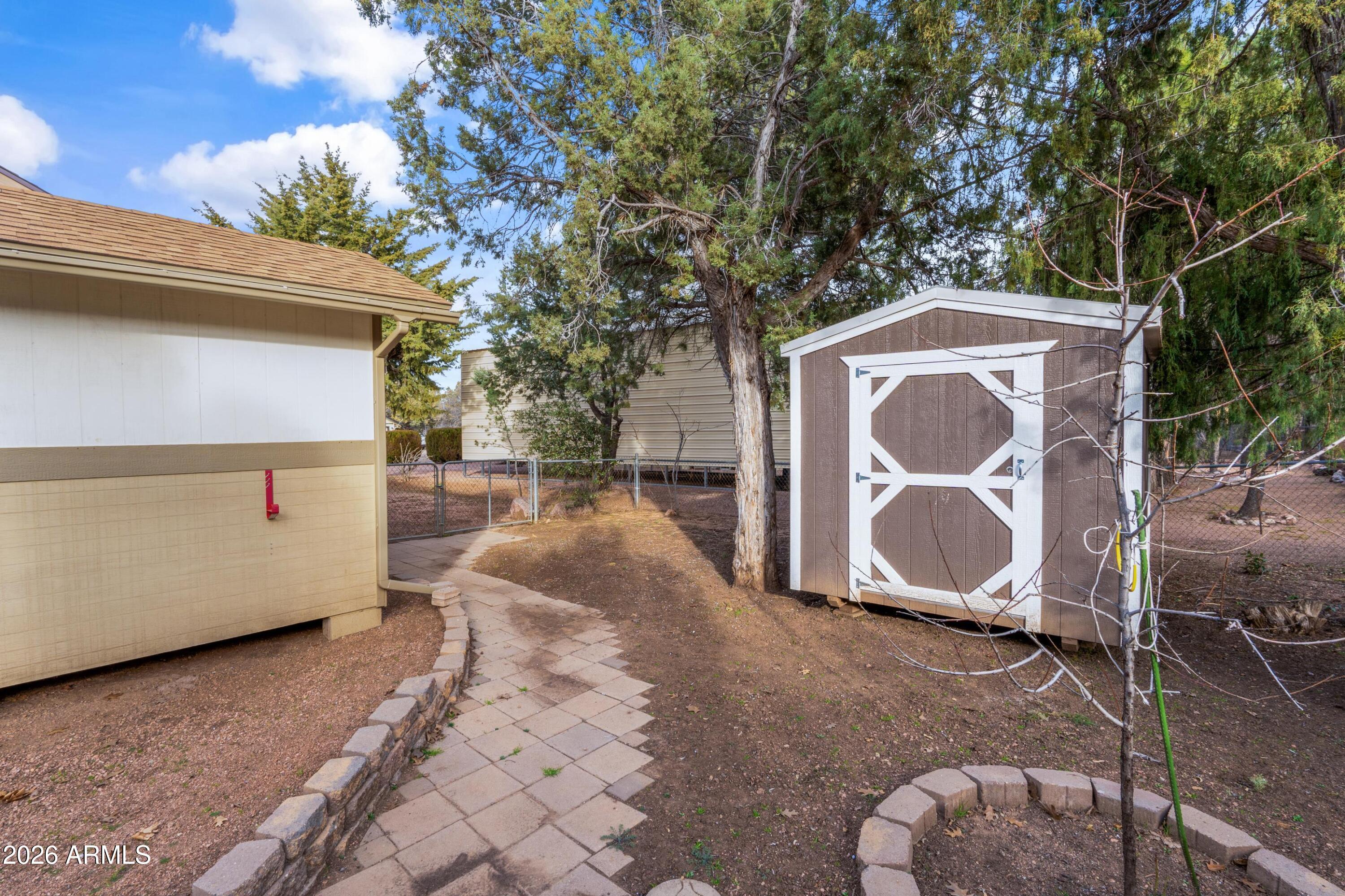 GOLDEN FRONTIER UNIT 2 - Residential