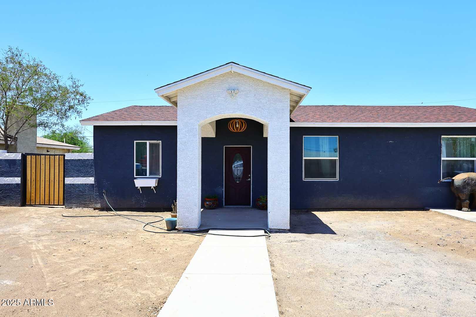 Homes 4 5242 S 12th Avenue