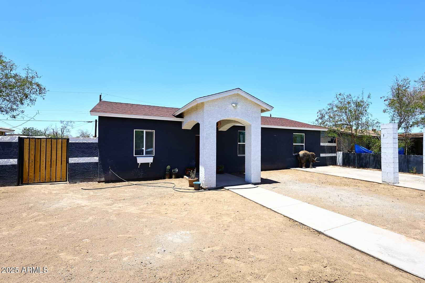 Homes 3 5242 S 12th Avenue