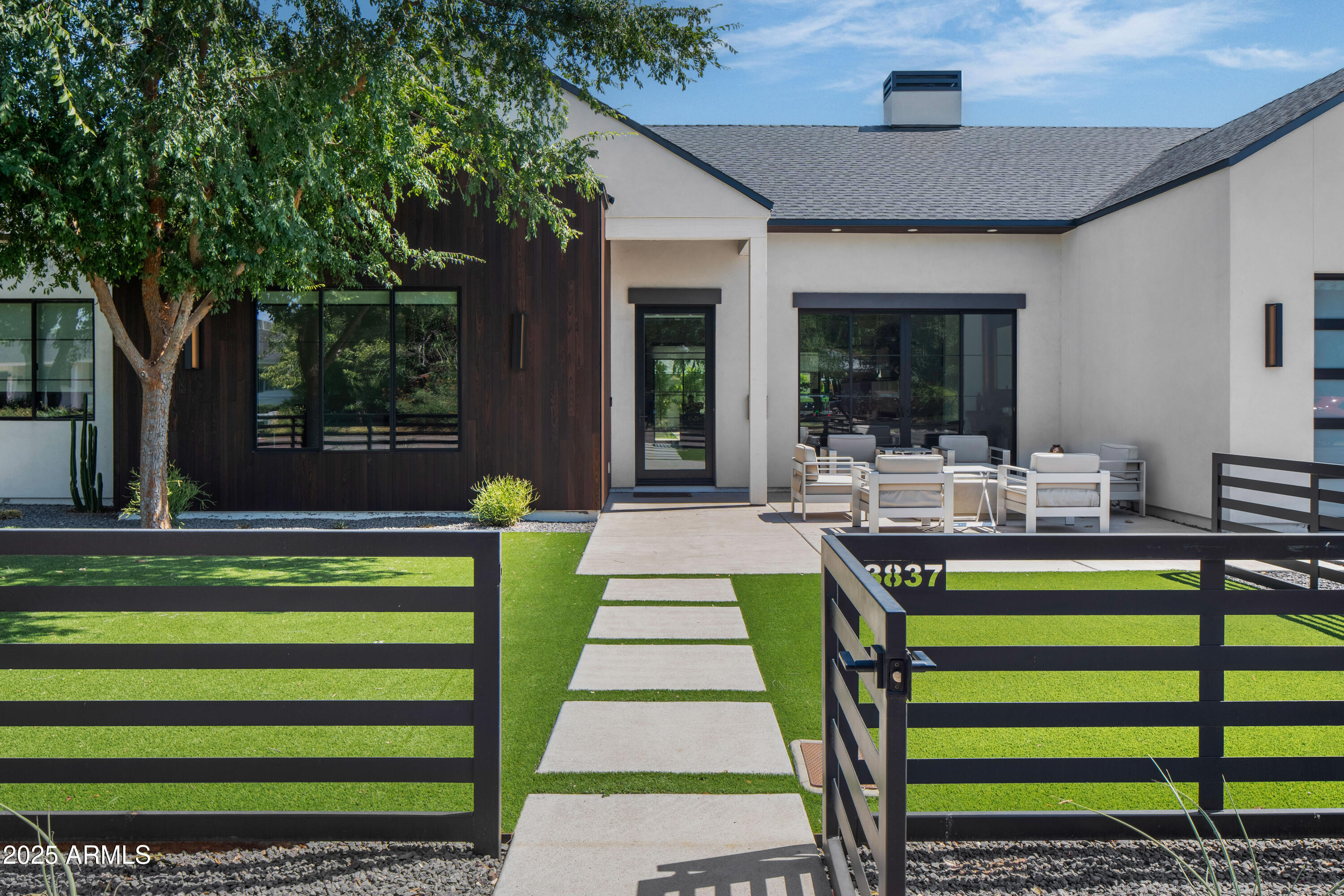 3837 E HEATHERBRAE Drive