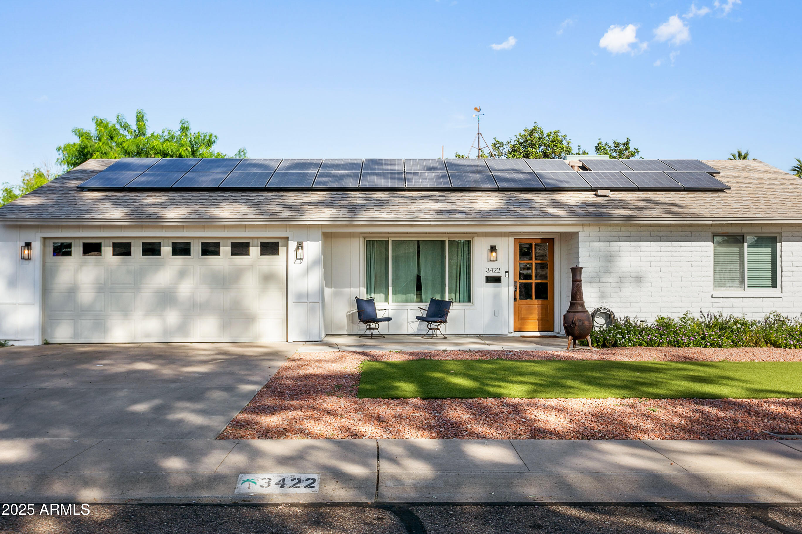 3422 E SUNNYSIDE Drive