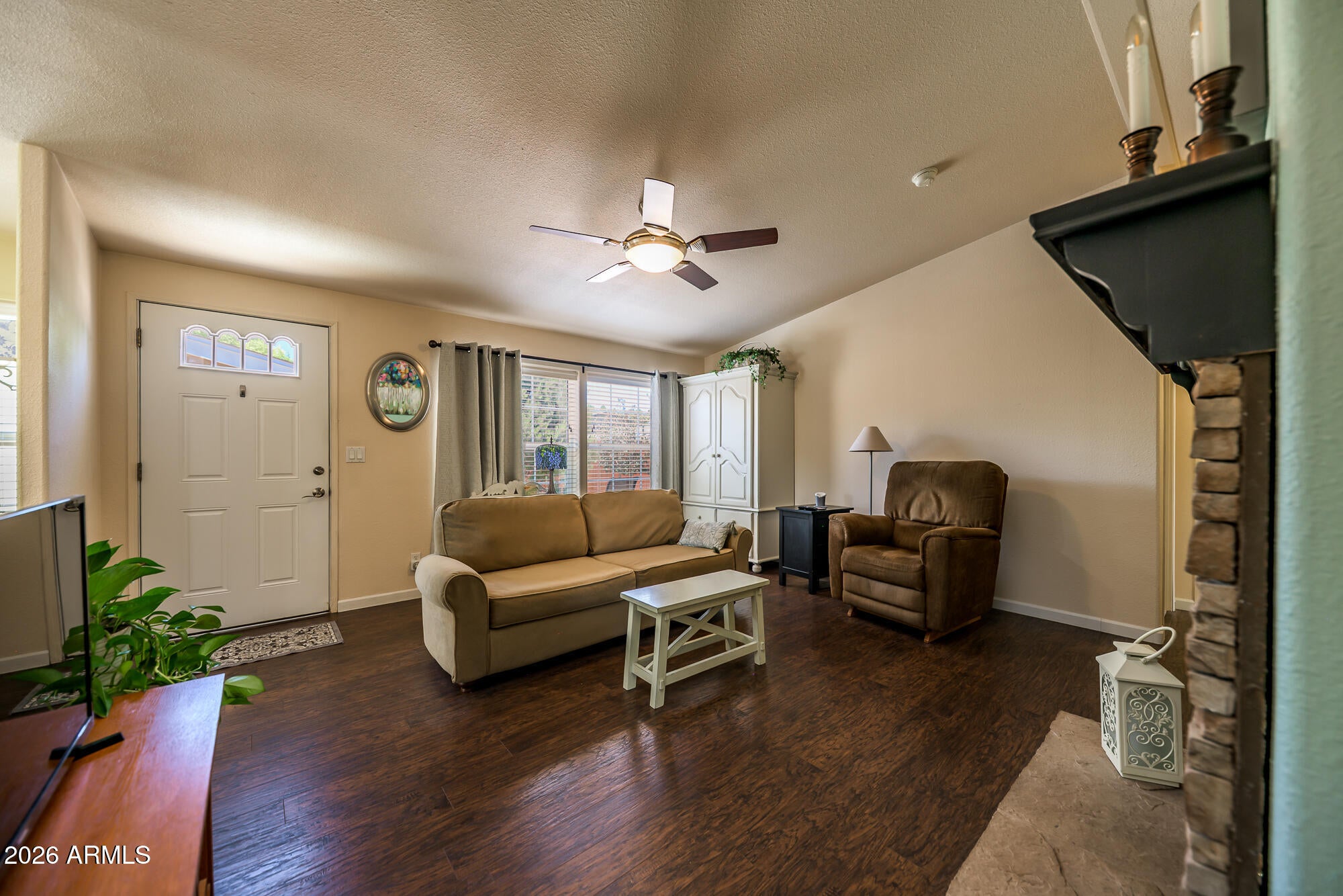 1750 W SHERRIE Drive