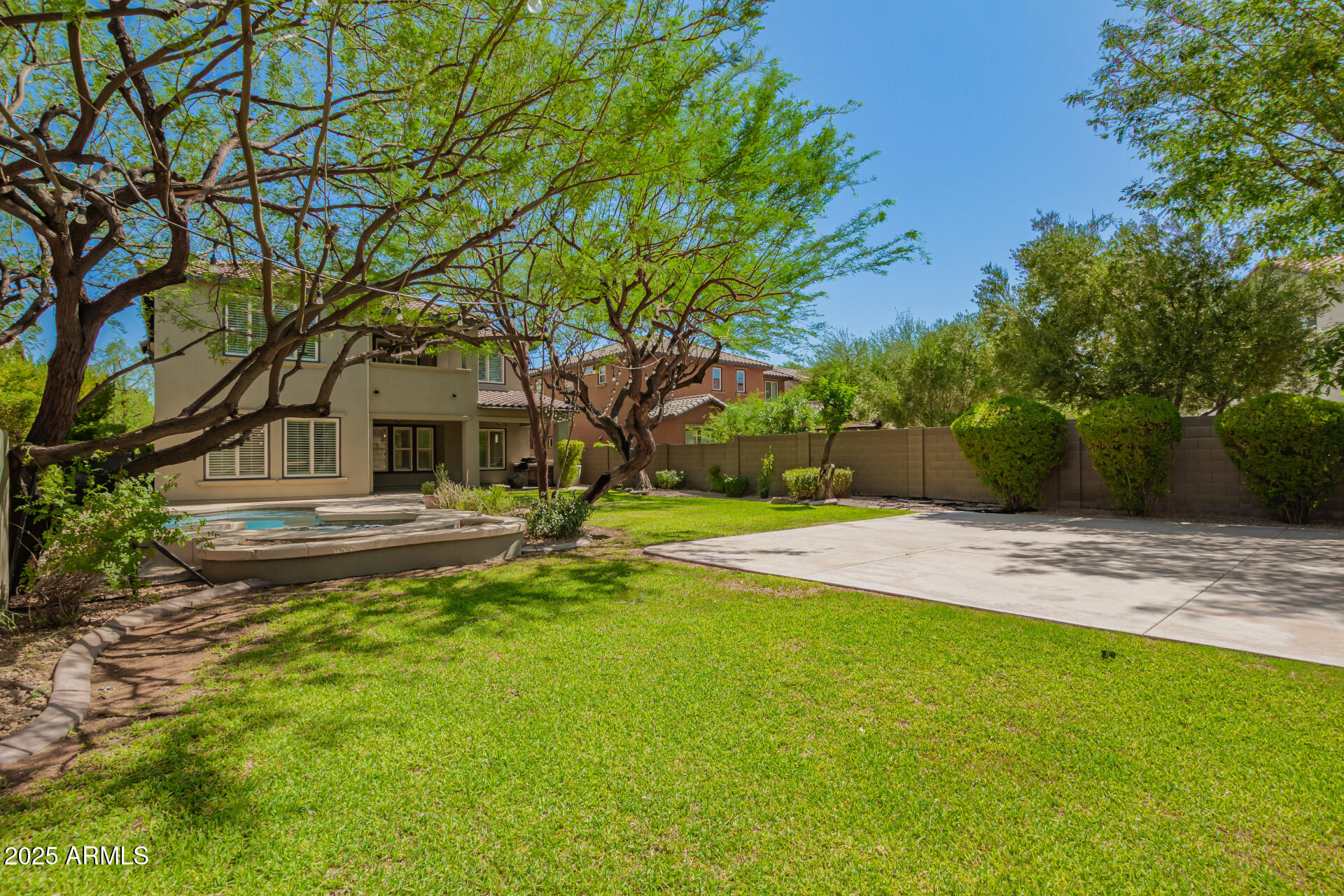 3818 E QUAIL Avenue