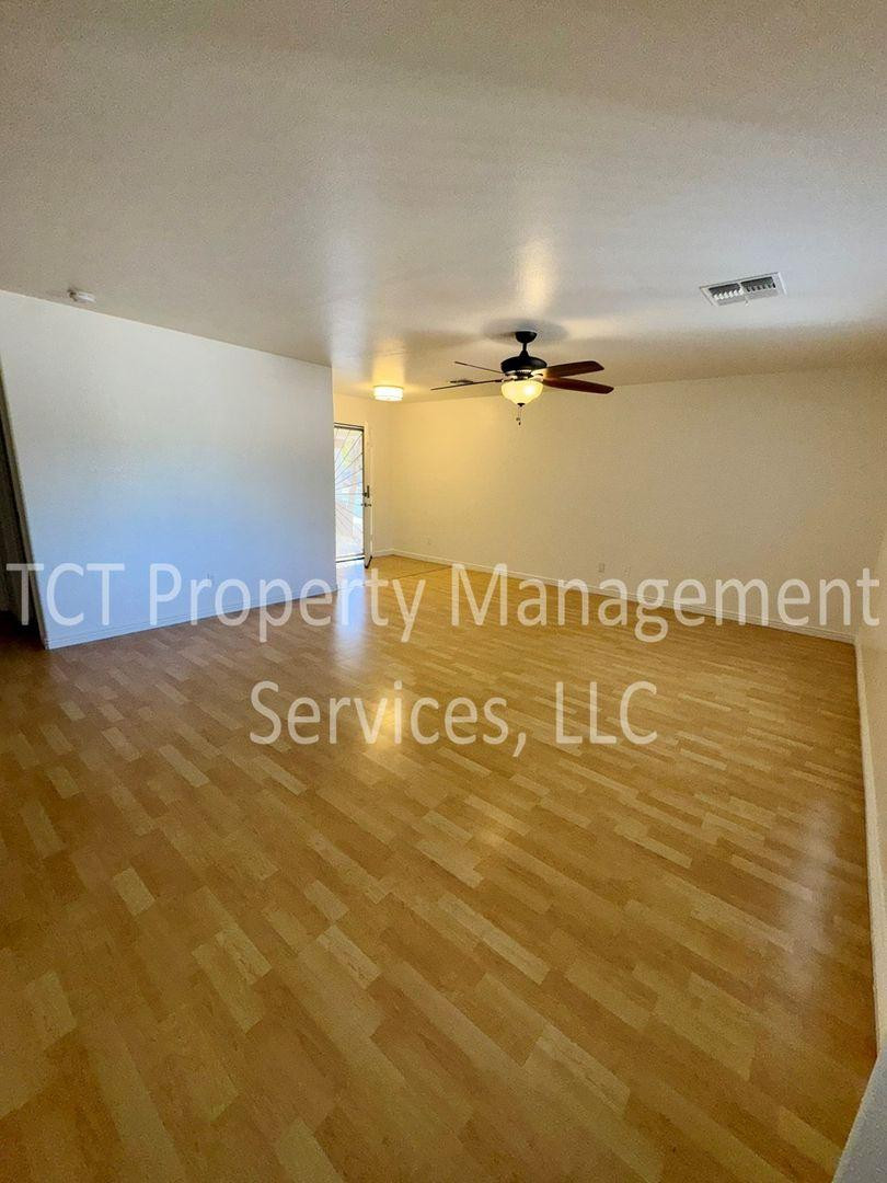 28579 N Dolomite Lane