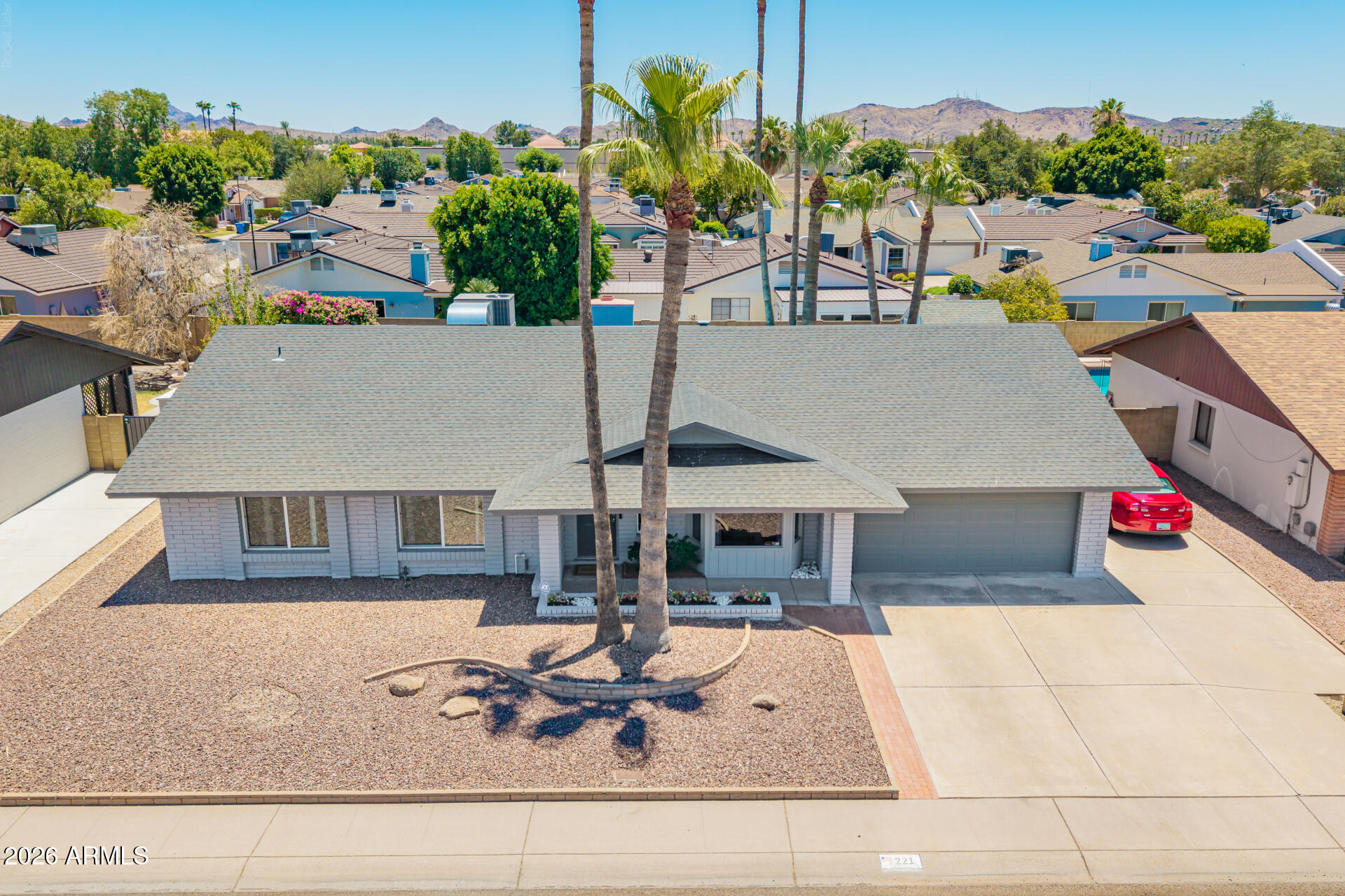 221 E HELENA Drive
