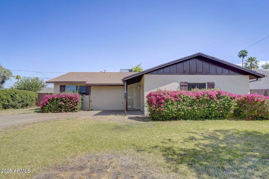 Photo of 6310 W Berridge Lane, Glendale, AZ 85301 (MLS # 6920455)
