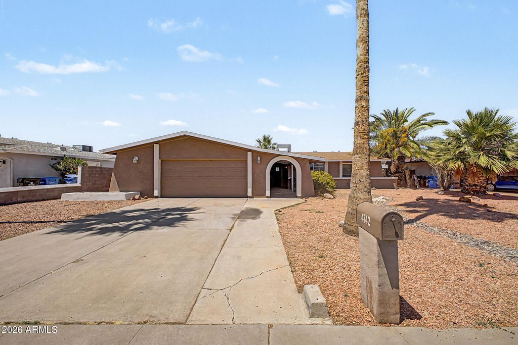 Photo of 4742 W Paradise Drive, Glendale, AZ 85304 (MLS # 7029323)