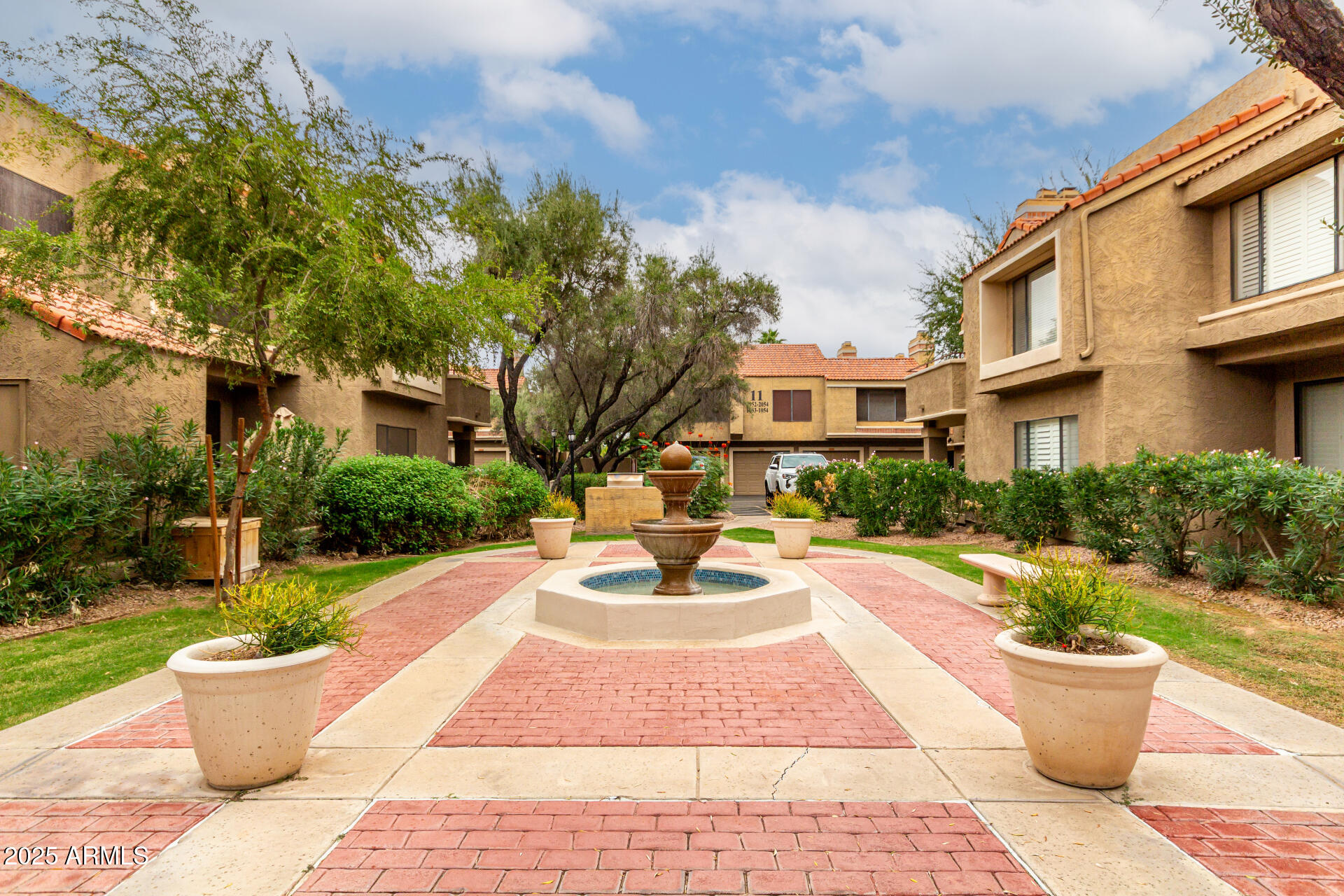 5122 E SHEA Boulevard 2050