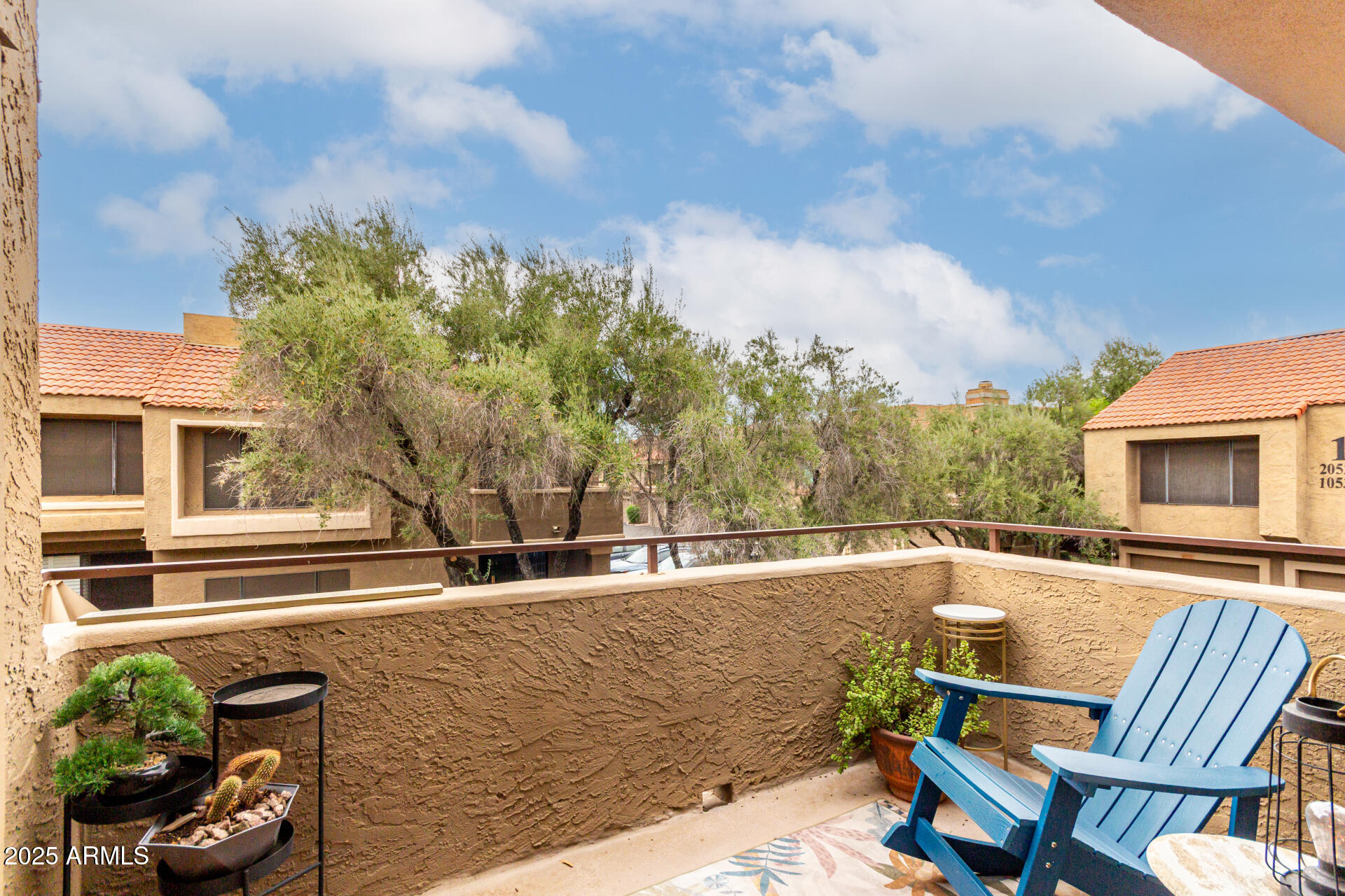 5122 E SHEA Boulevard 2050