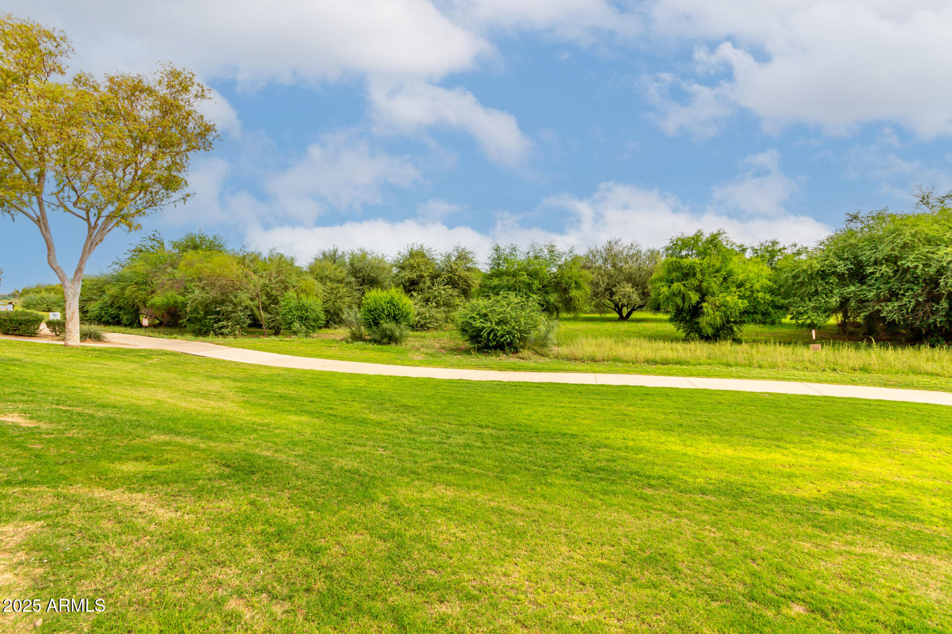 5122 E SHEA Boulevard 2050