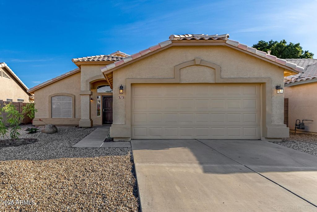 Photo of 313 E Sherri Drive, Gilbert, AZ 85296 (MLS # 7000151)