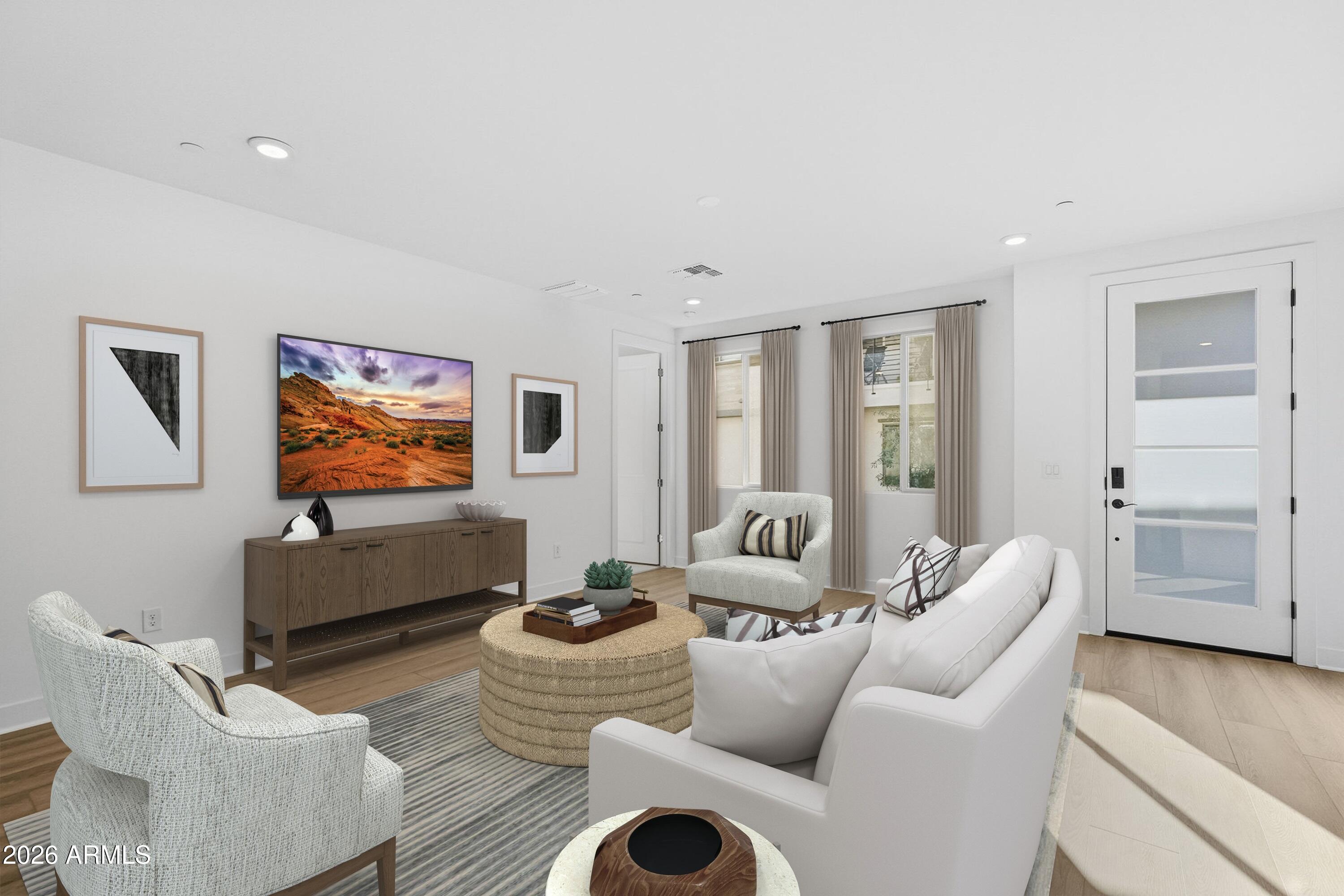 2121 W Sonoran Desert Drive 114