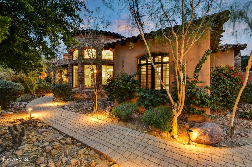 Photo of 8854 E Lost Gold Circle, Gold Canyon, AZ 85118 (MLS # 6987928)