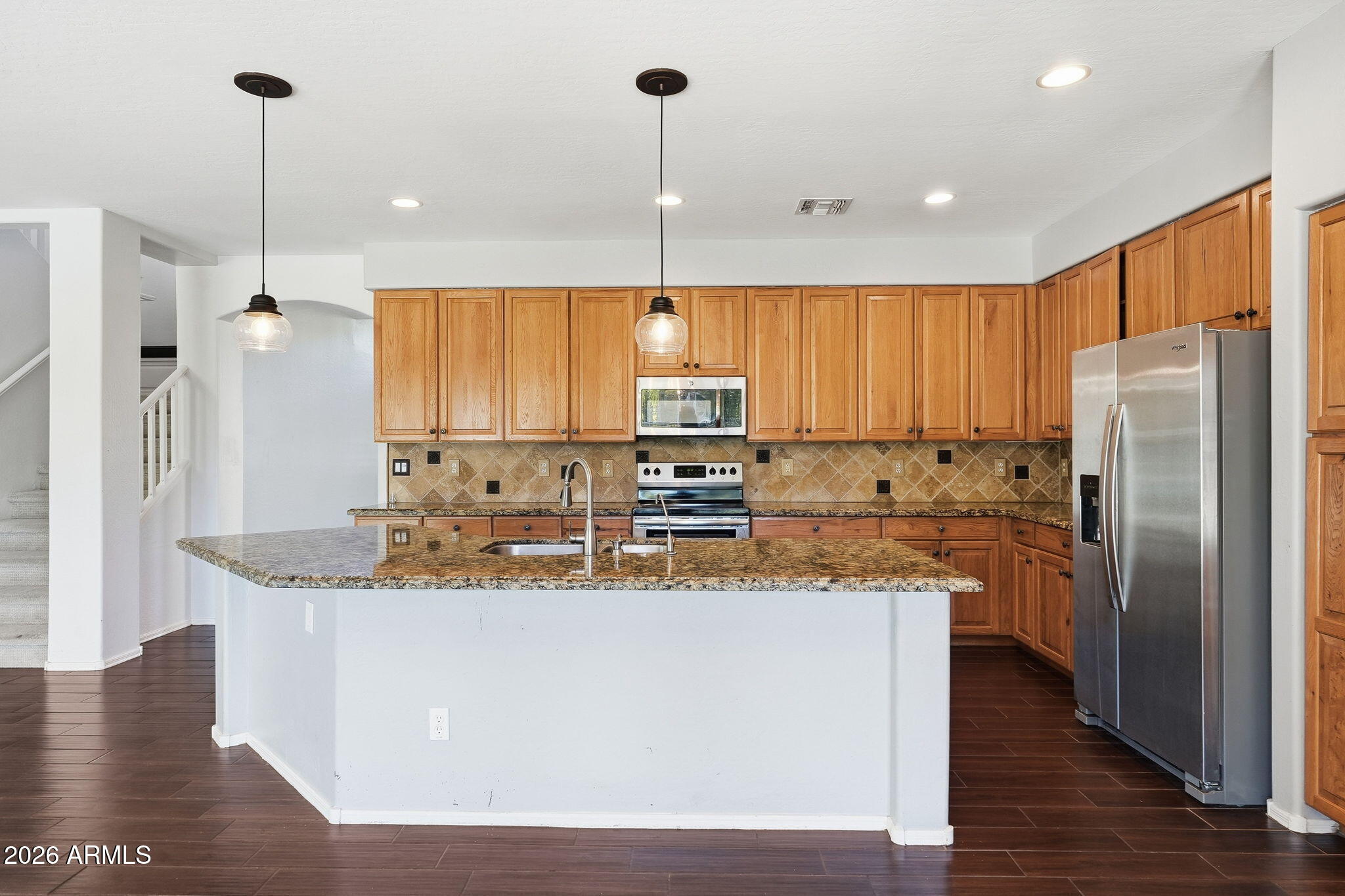 857 E CARLA VISTA Drive