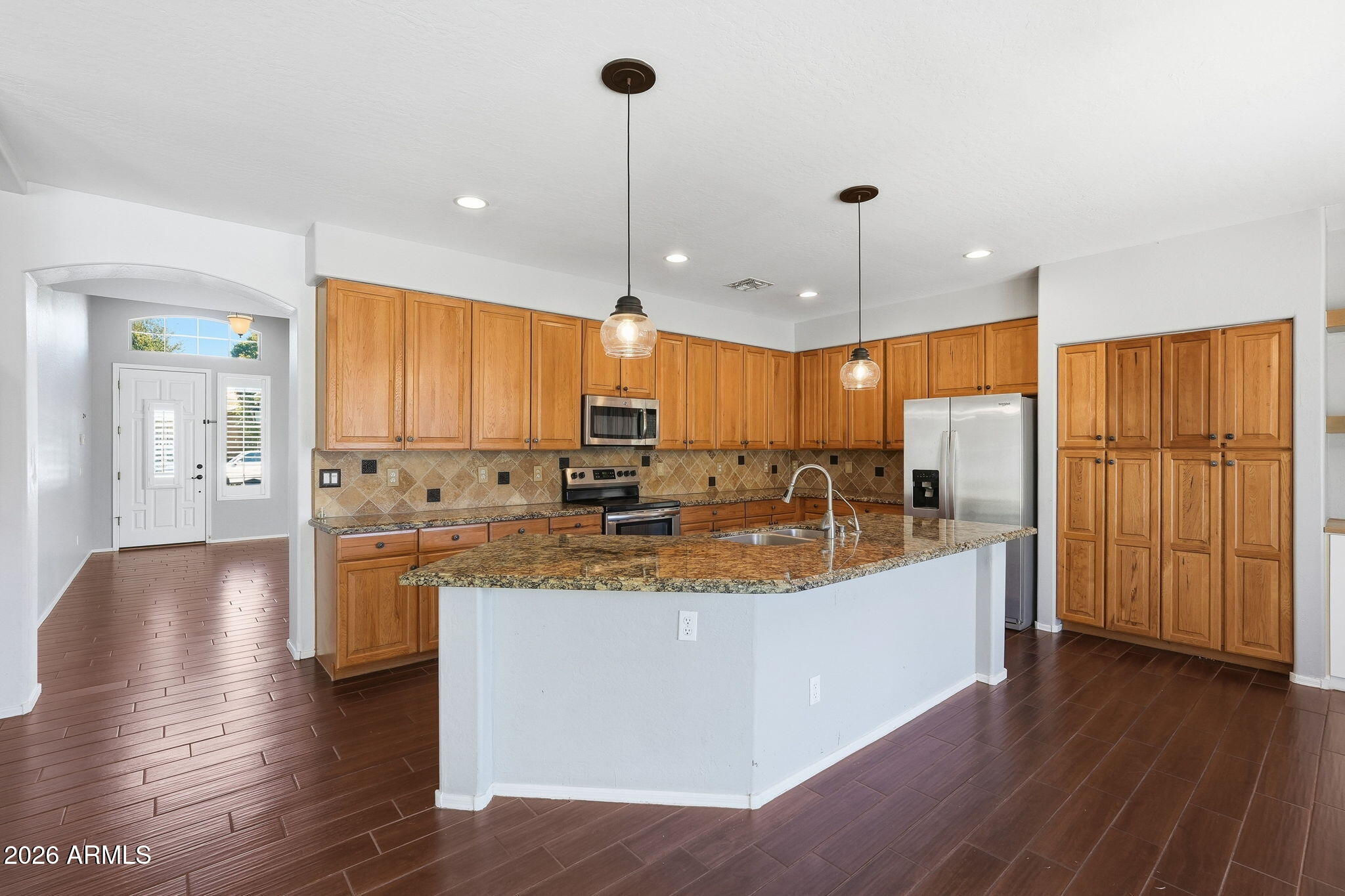 857 E CARLA VISTA Drive