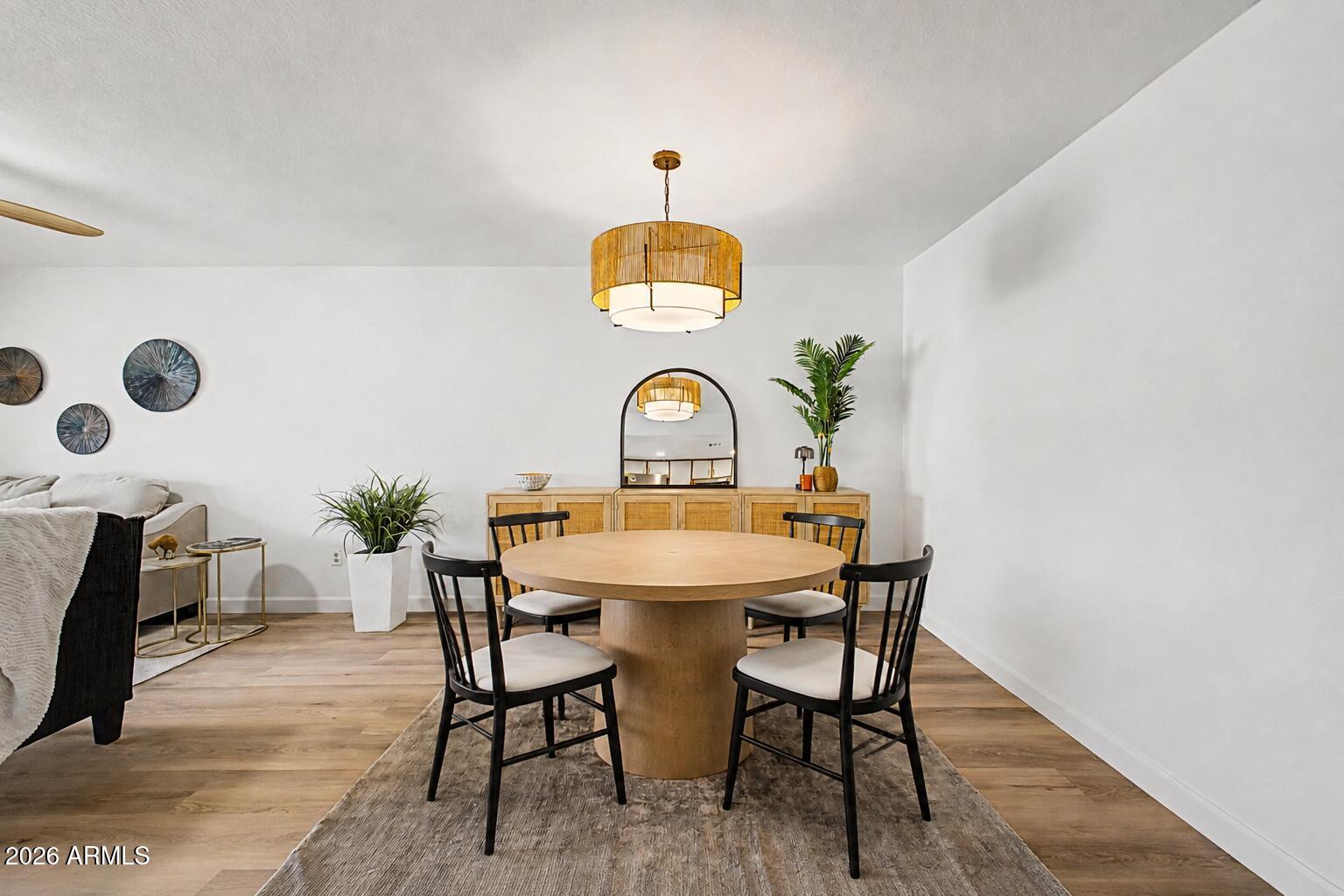 1021 S GREENFIELD Road 1194