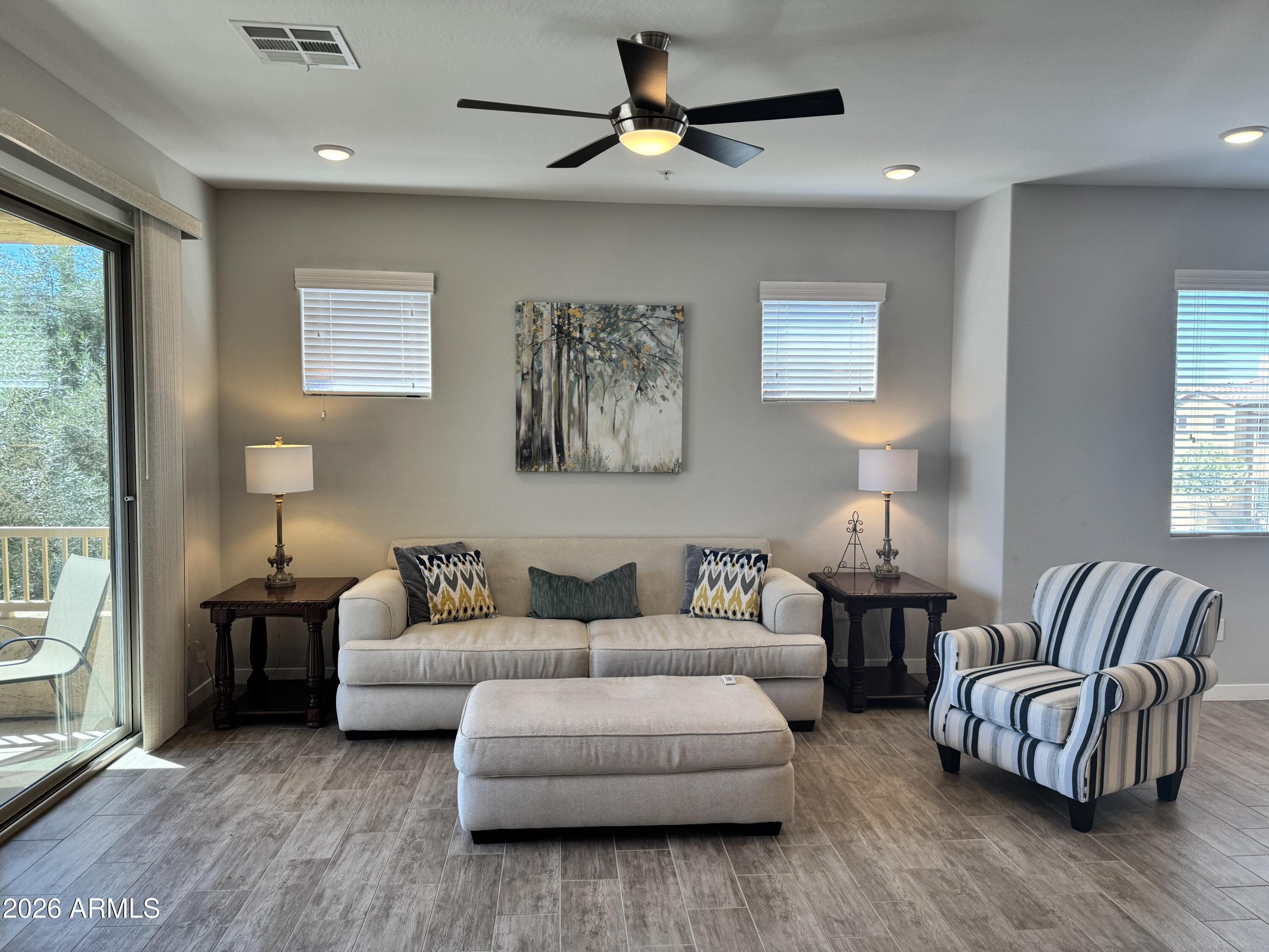 250 W QUEEN CREEK Road 201