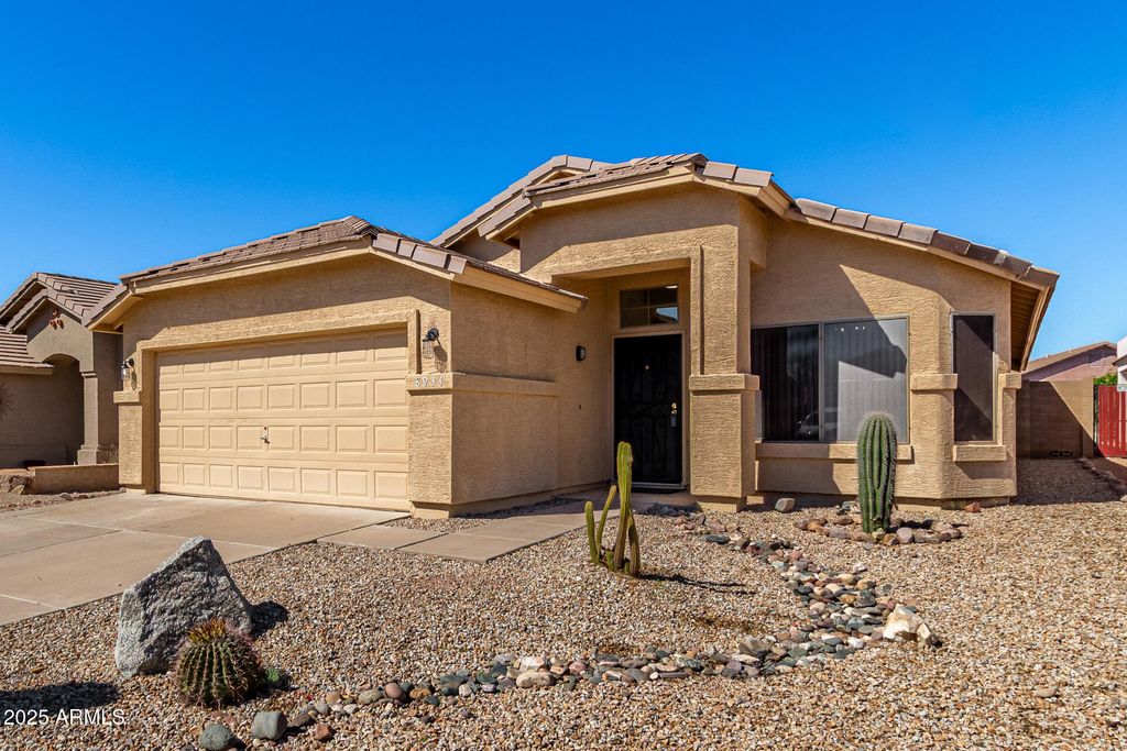 Photo of 8934 E Civano Drive, Gold Canyon, AZ 85118 (MLS # 6932602)